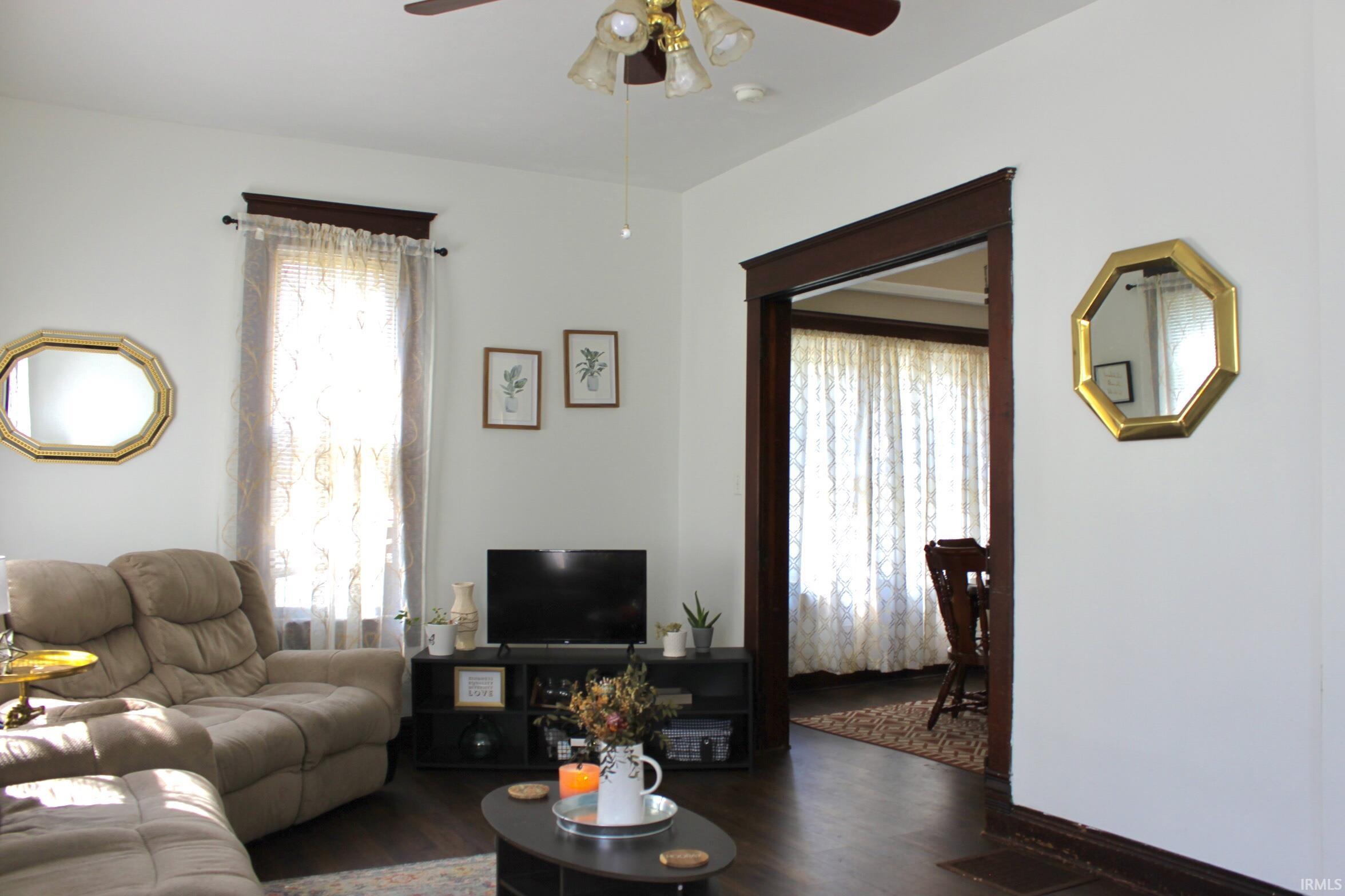 222 Walnut