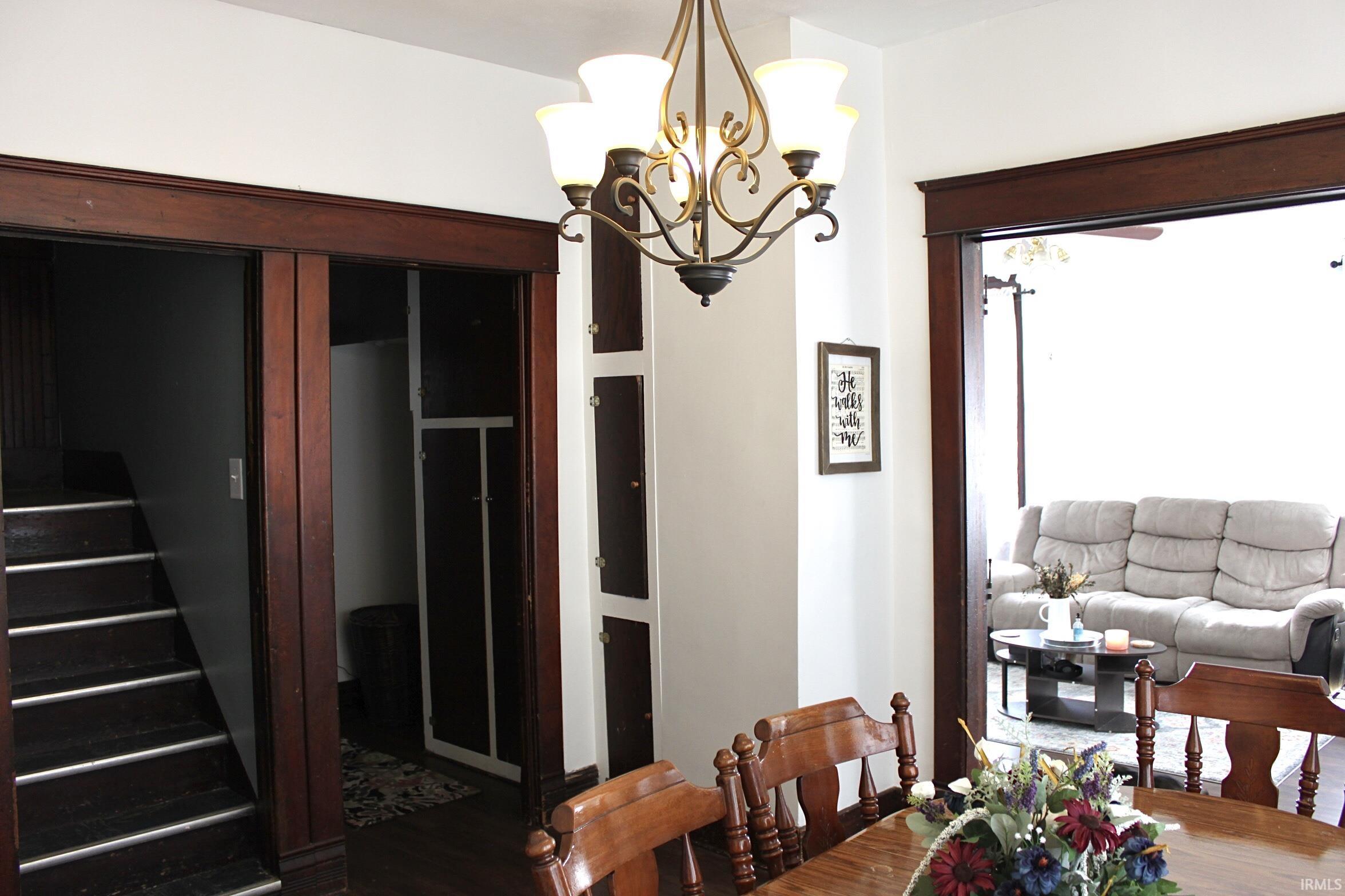 222 Walnut