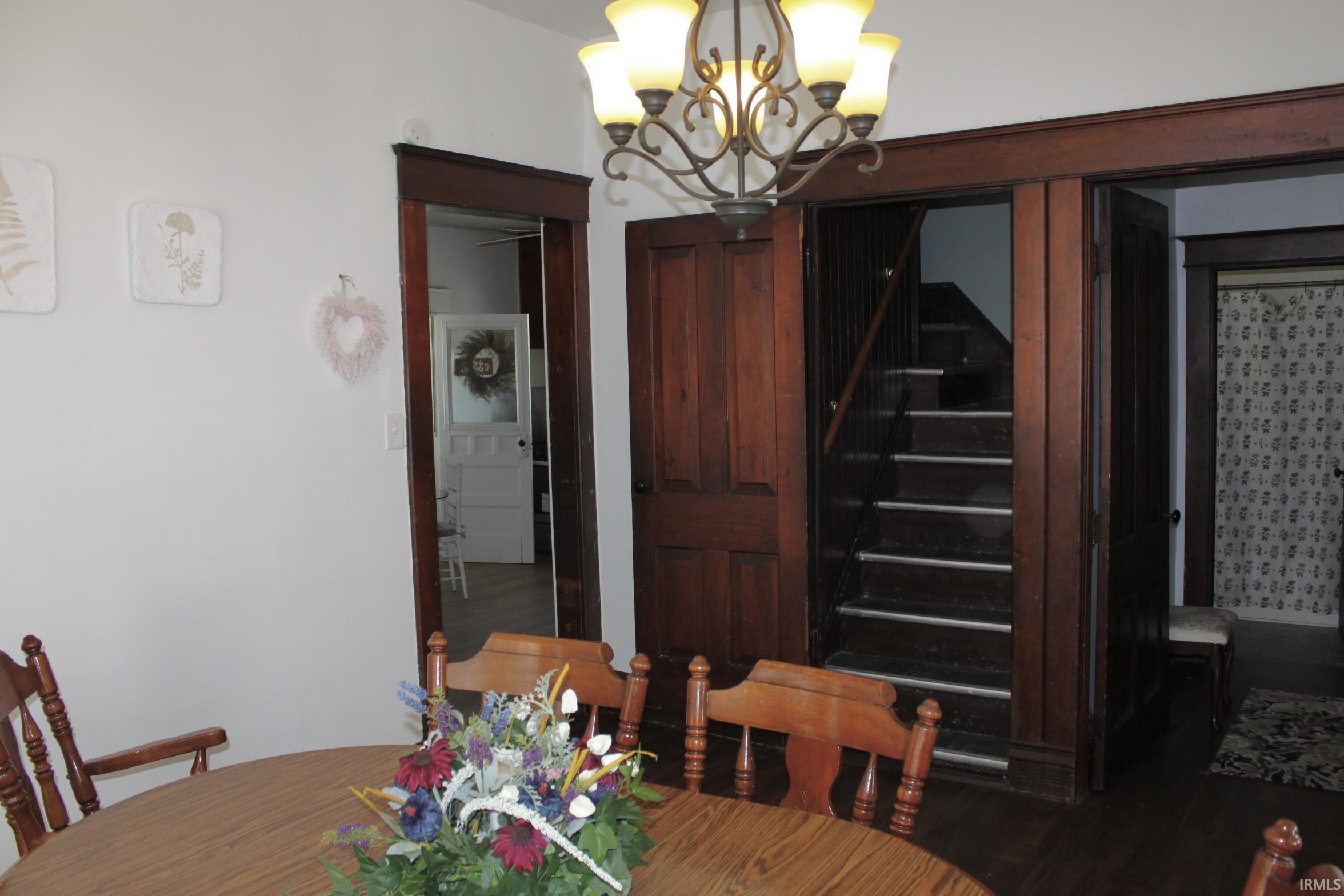 222 Walnut
