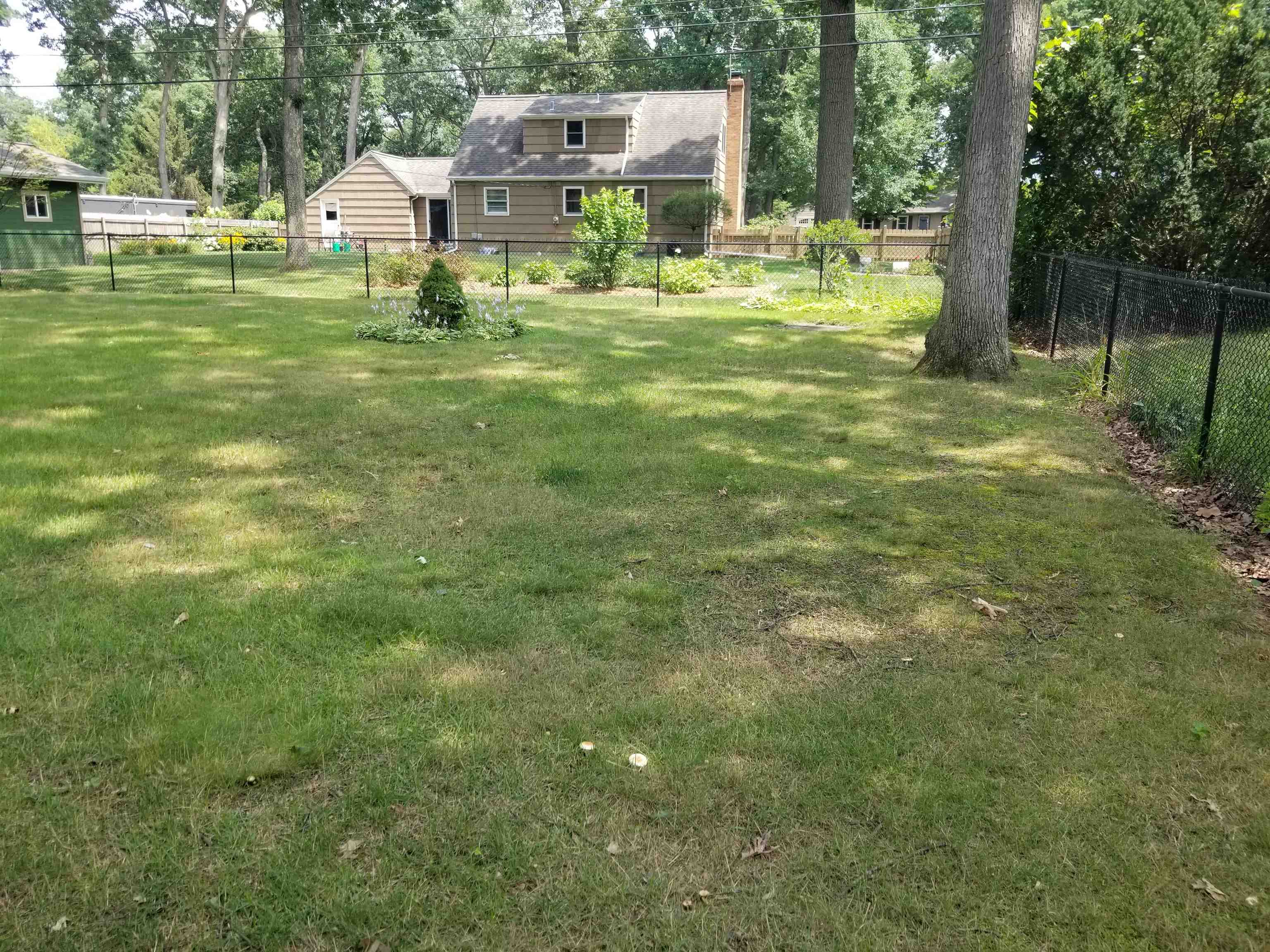 53096 Oakmont Central