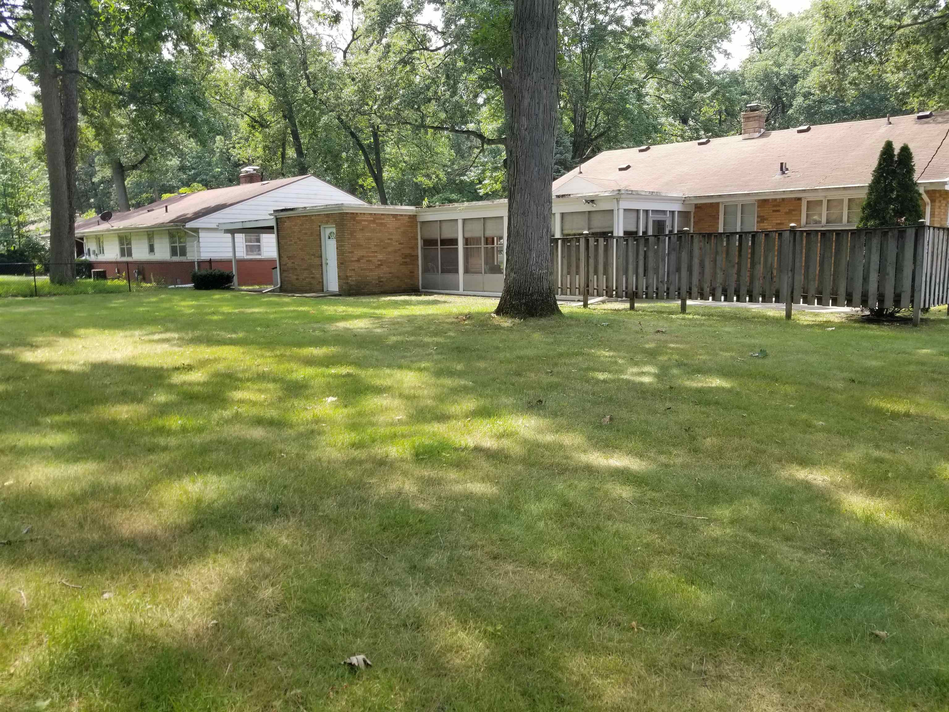 53096 Oakmont Central