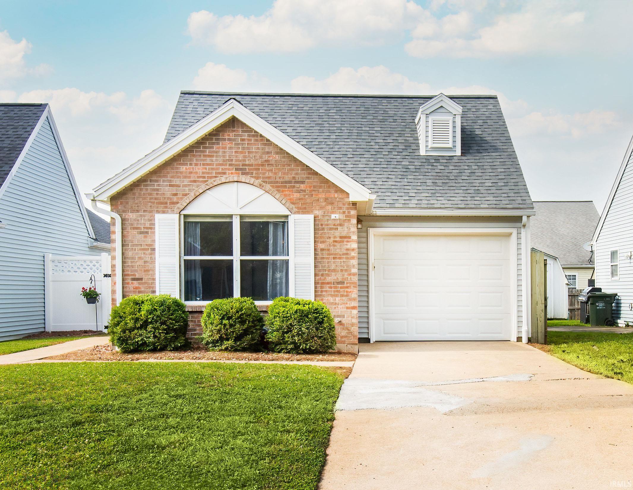 5818 Crossfield, Evansville, IN 47715 Shrode Real Estate