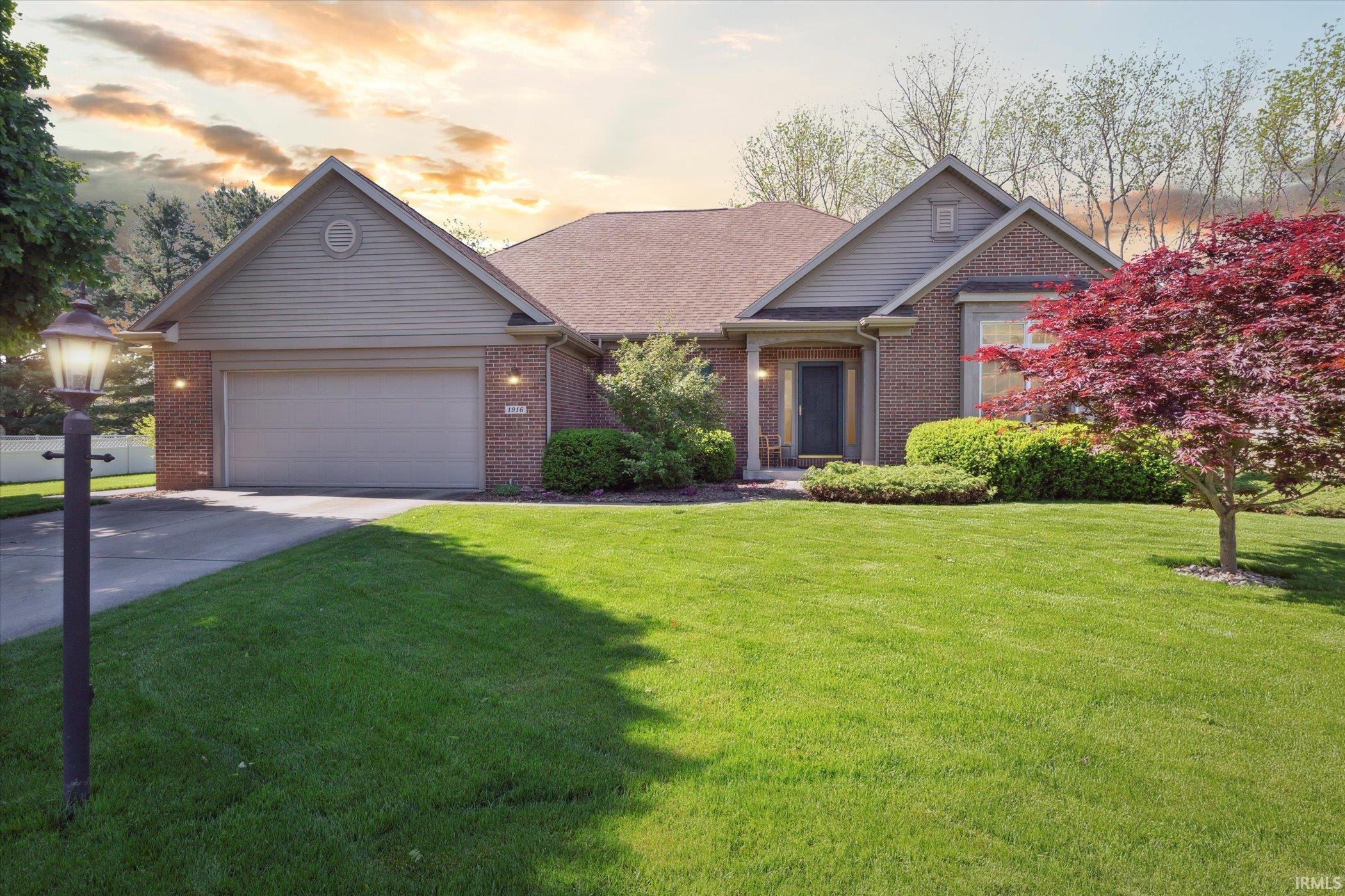 1916 Greenwood Drive