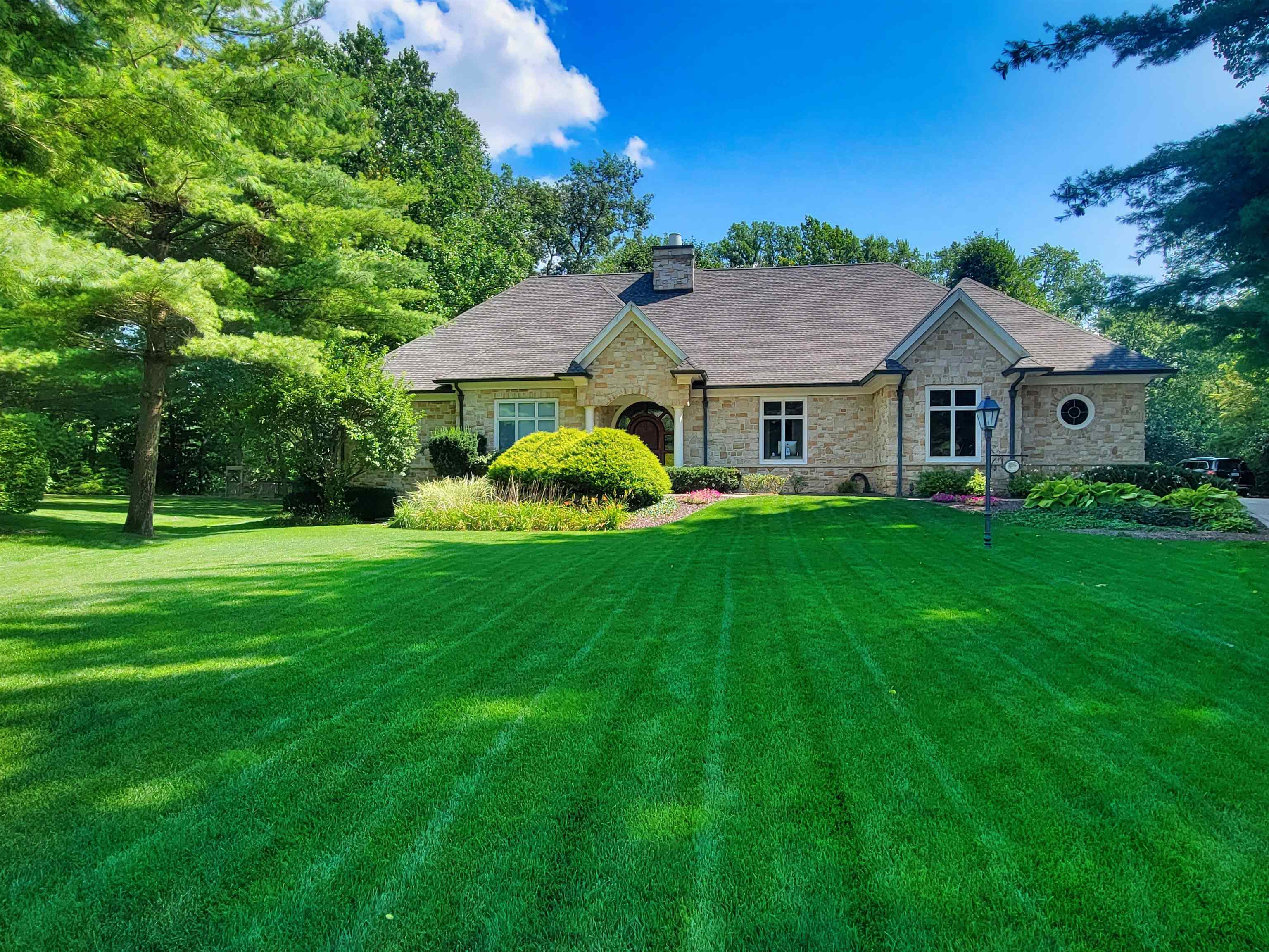 58900 River Forest Drive