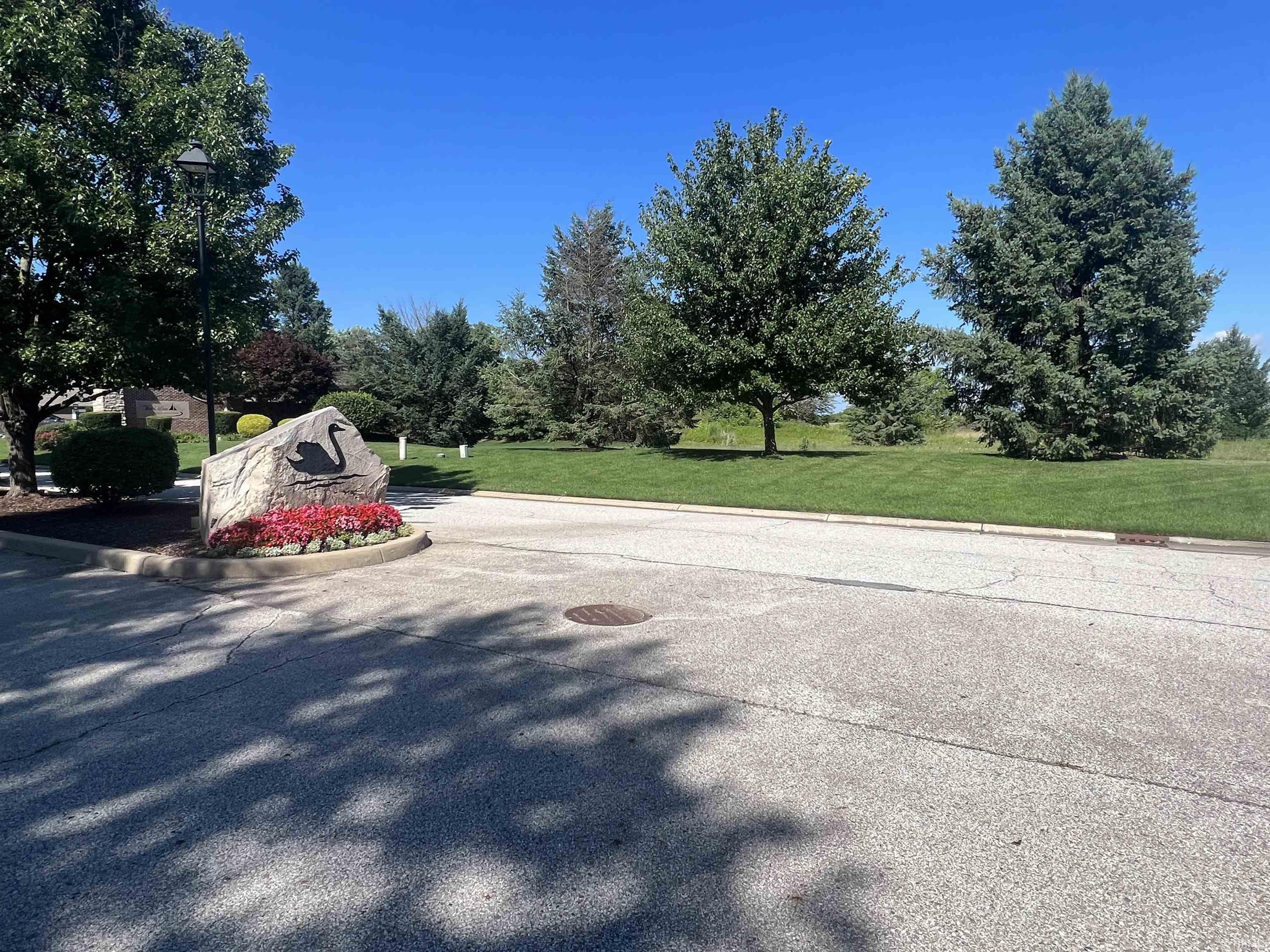 4536 Lake Blackthorn, Apt 2