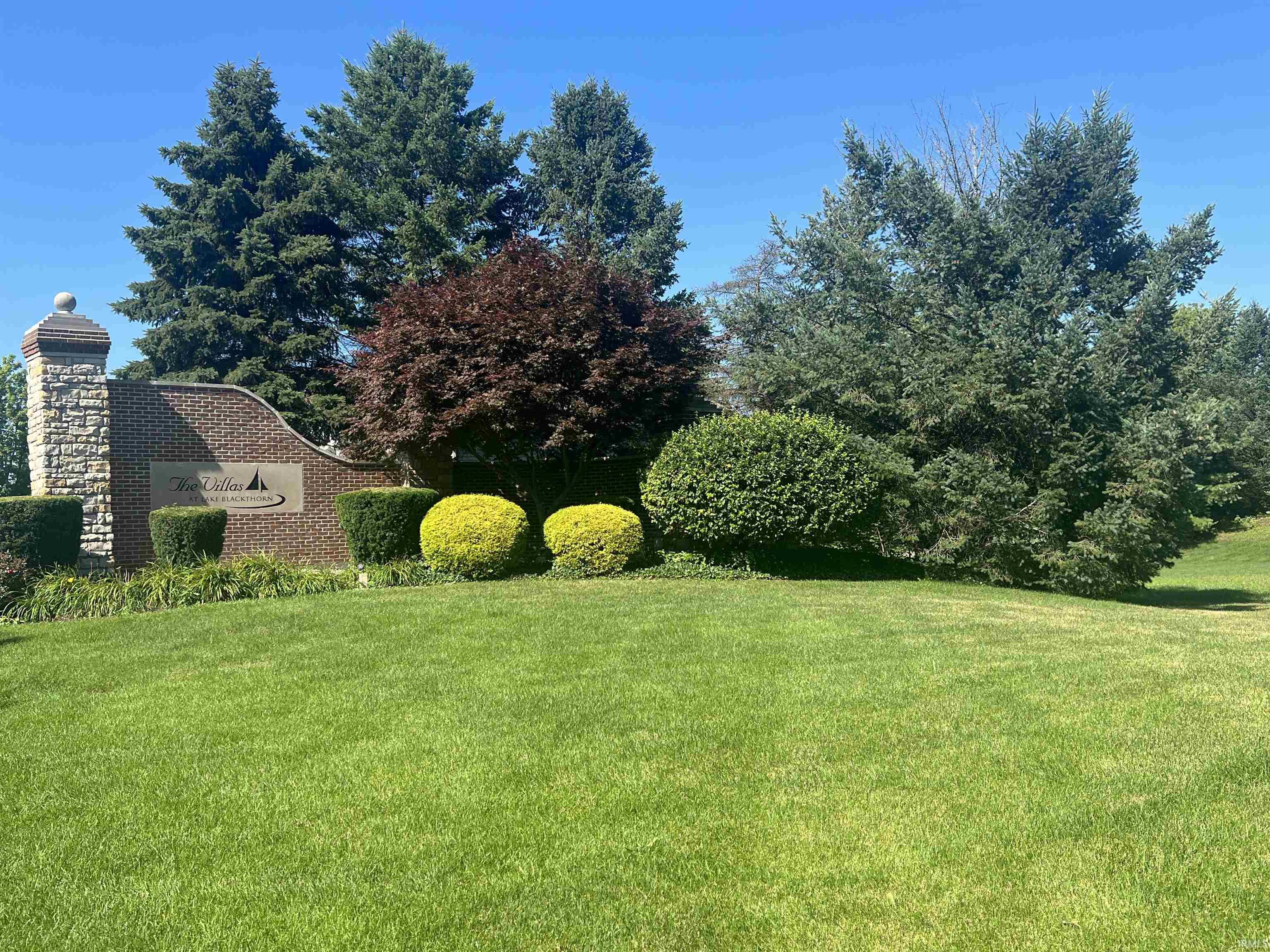 4536 Lake Blackthorn, Apt 2