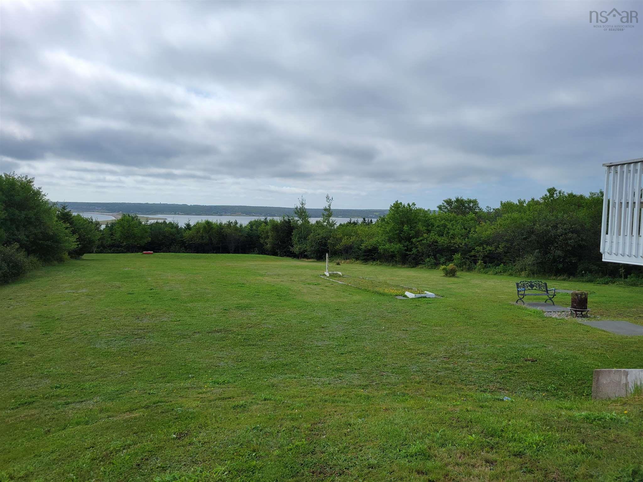 2710 Lingan, Lingan, NS B1H 5E8