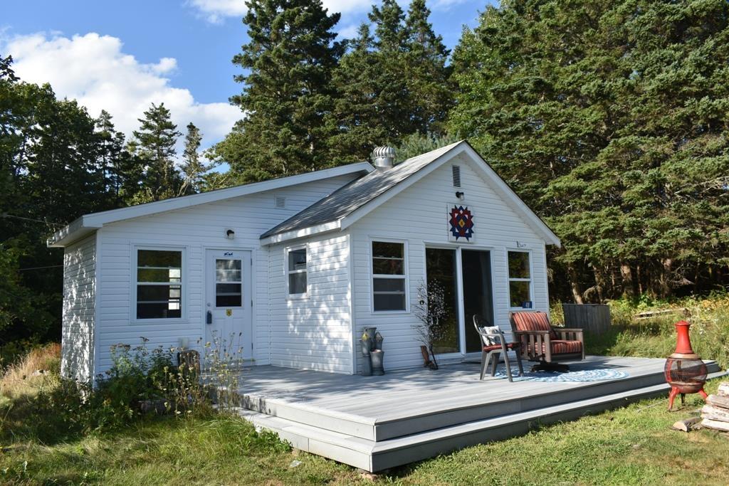 10349 ST MARGARETS BAY RD, HUBBARDS, NS Photo 1