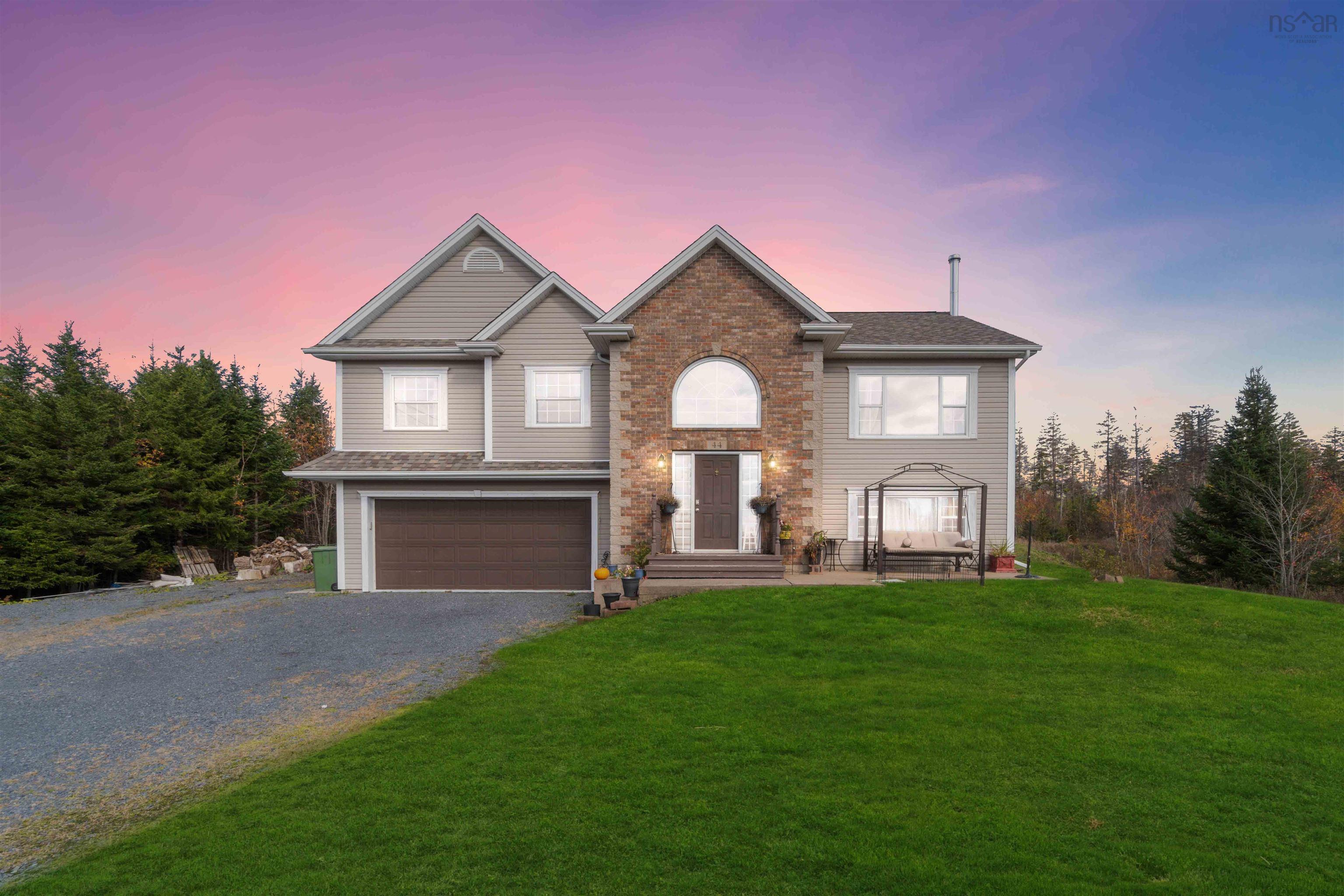 Upper Tantallon, NS Real Estate Realty Geek