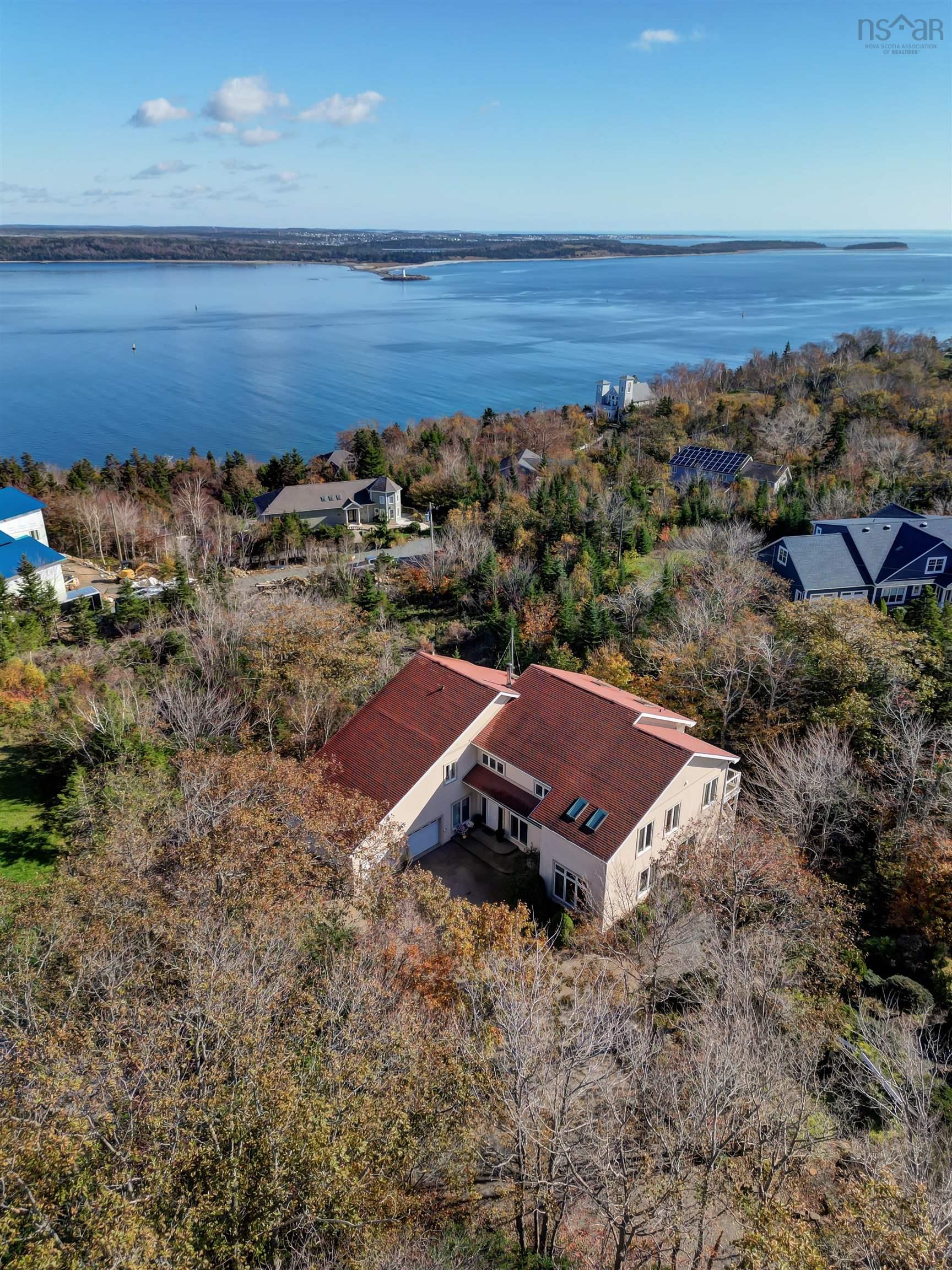 3560 Purcells Cove Road photo #4