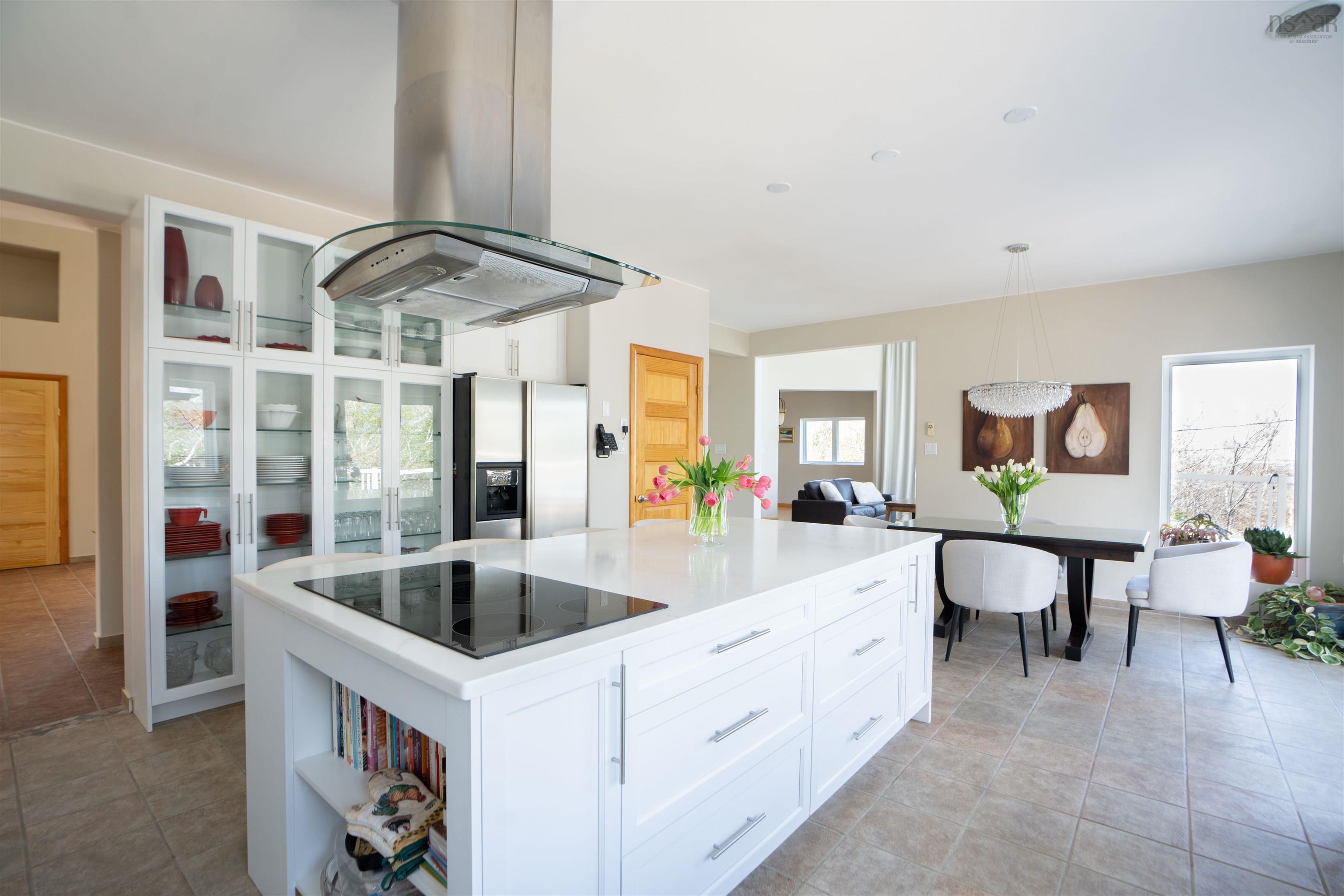 3560 Purcells Cove Road photo #10