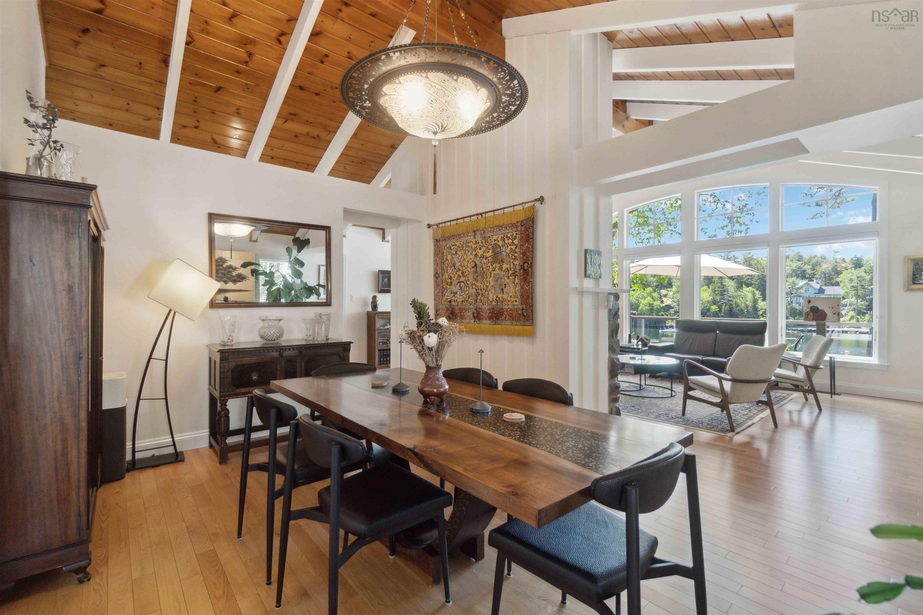 1077 Shore Drive photo #15