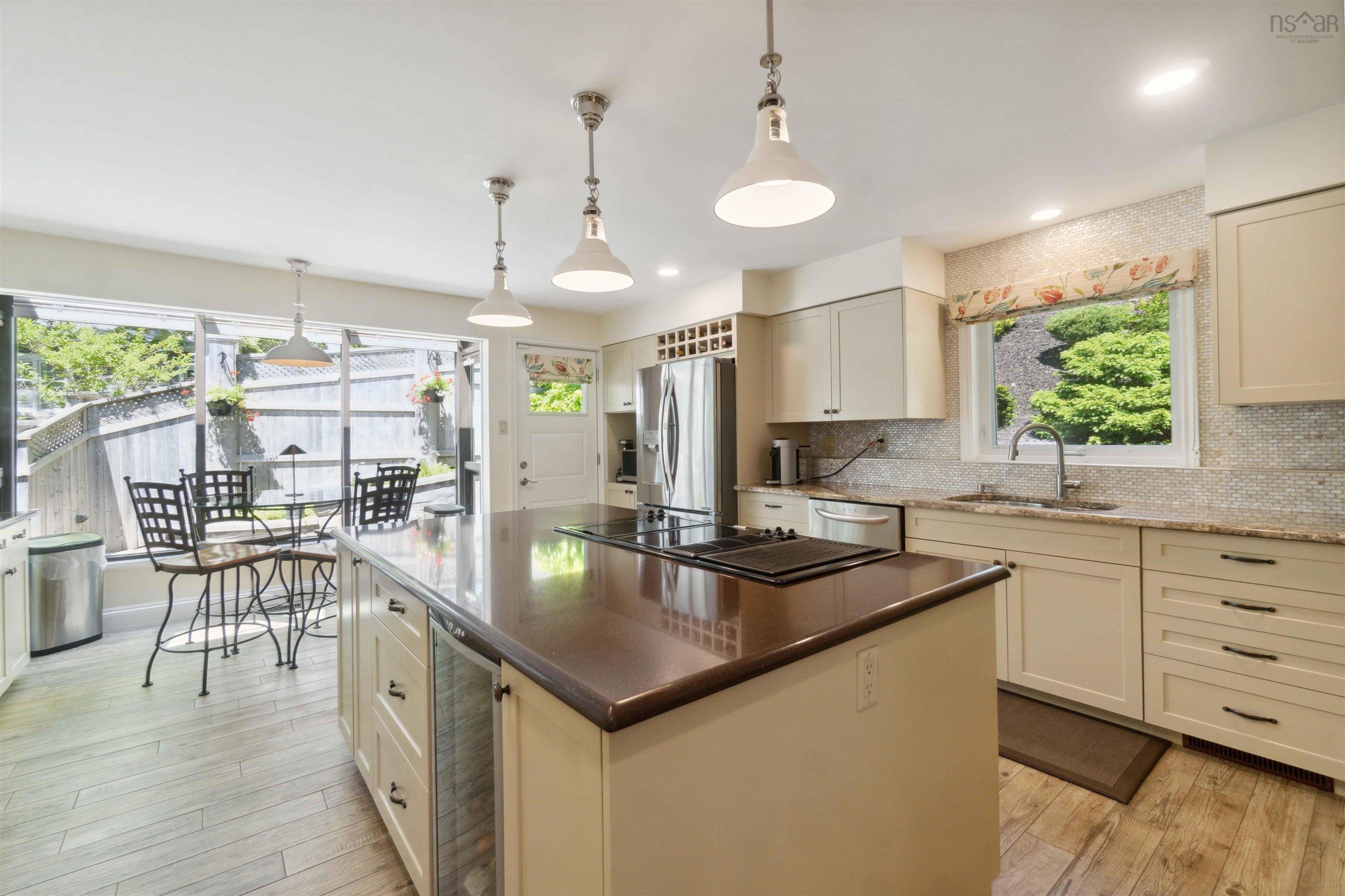 1077 Shore Drive photo #17
