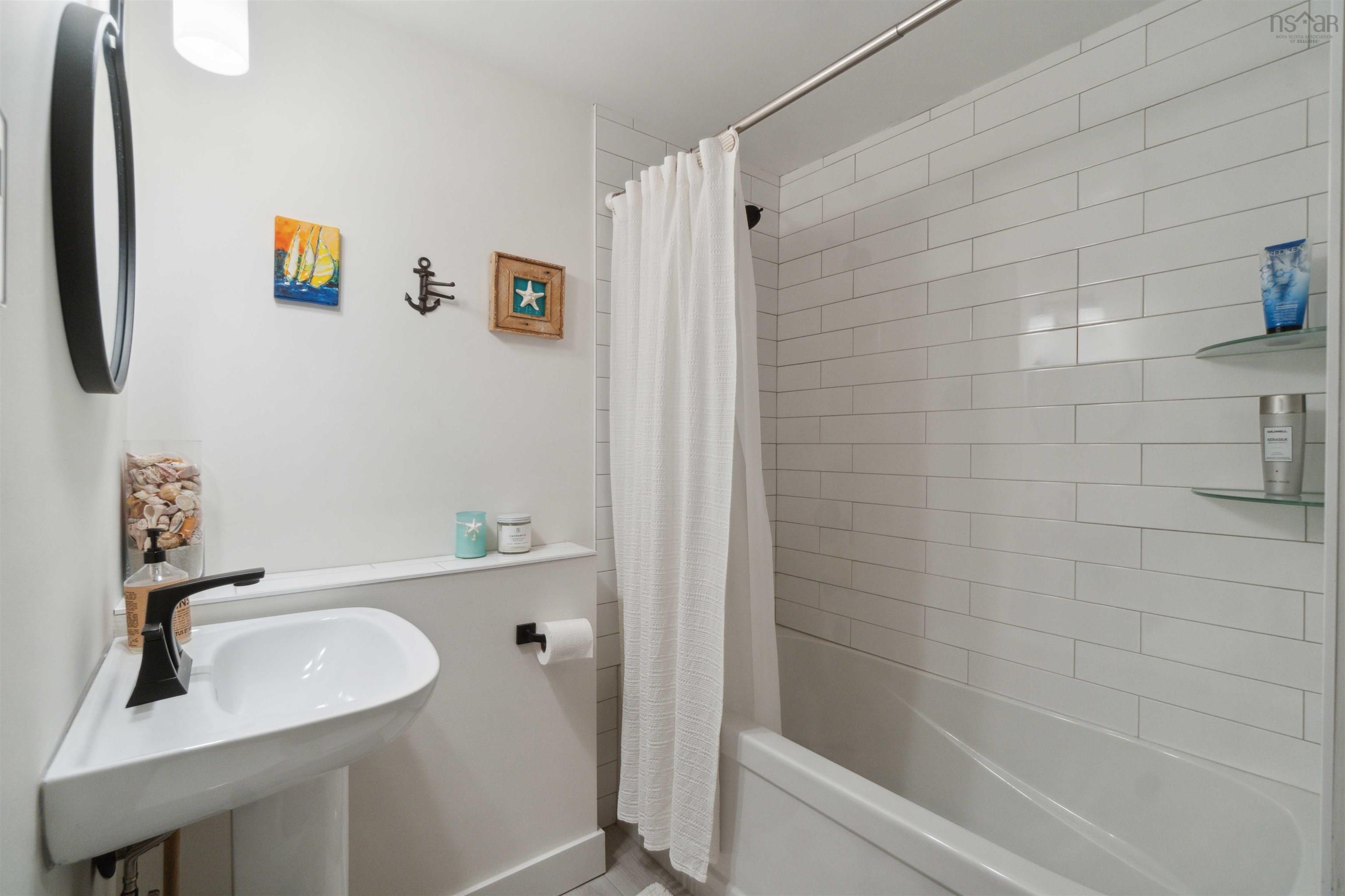 1077 Shore Drive photo #36