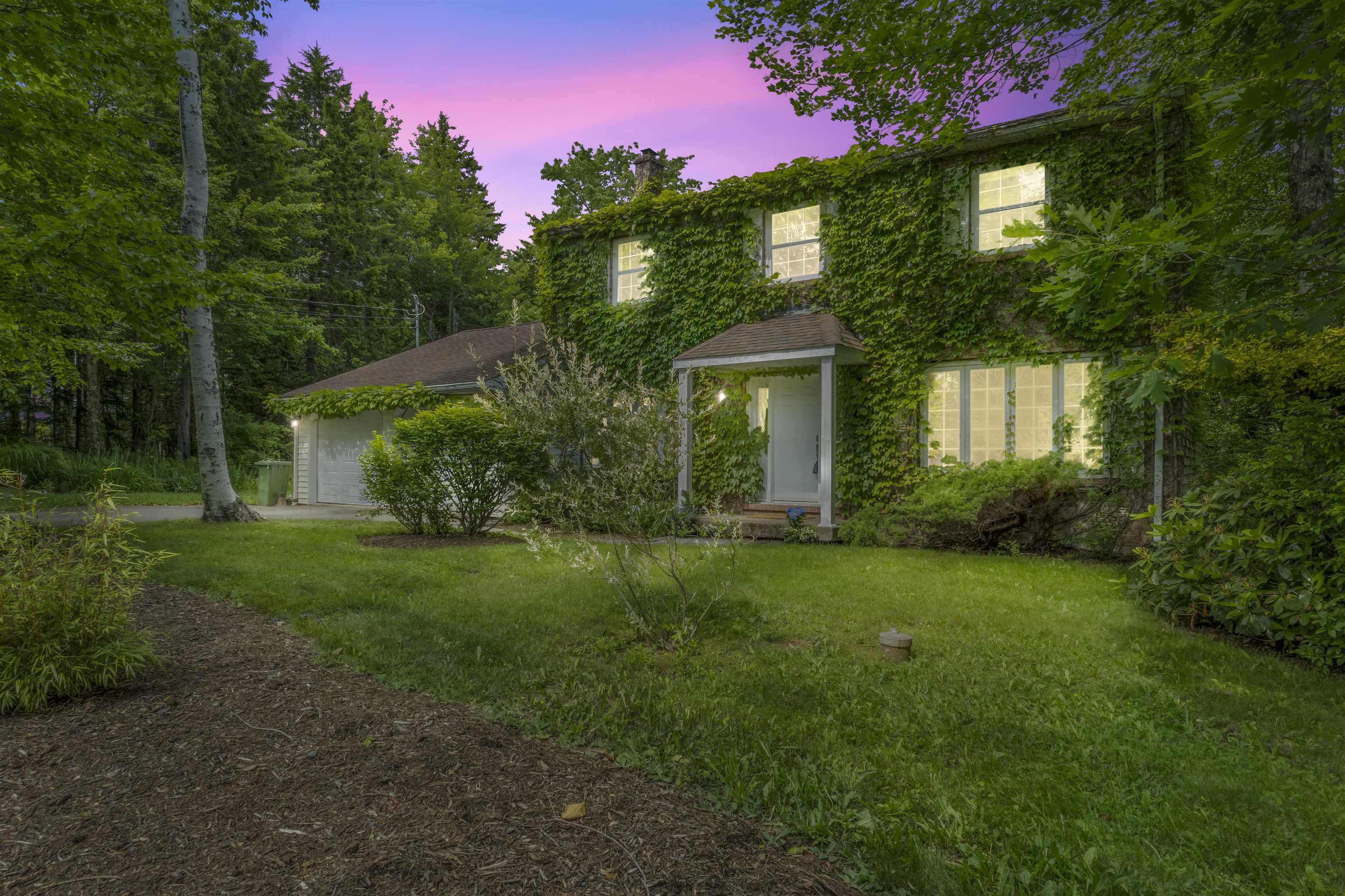 Houses For Sale In Fall River, NS Realty Geek