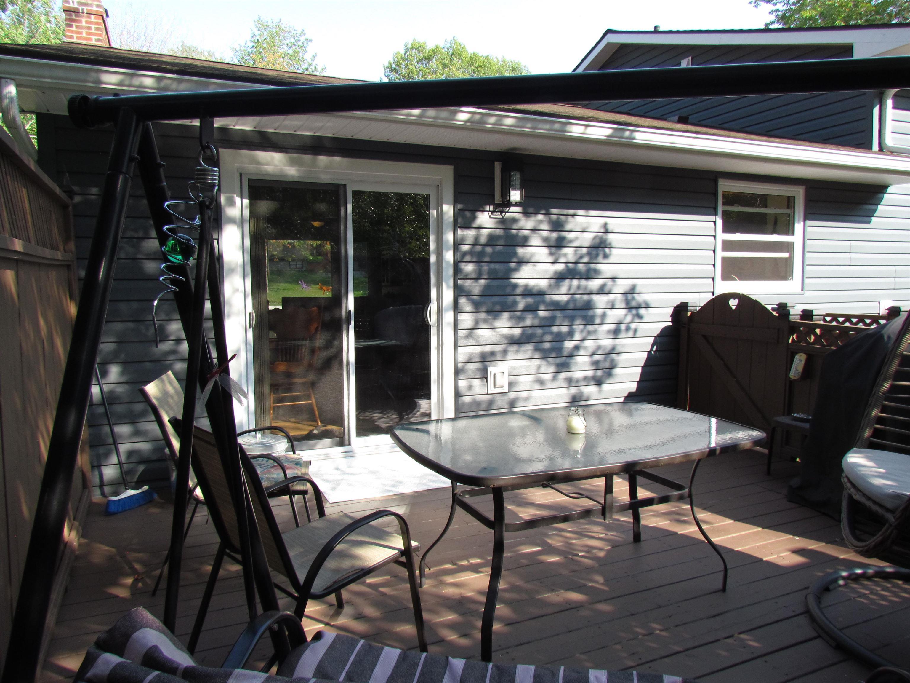 155 Howe Avenue photo #15