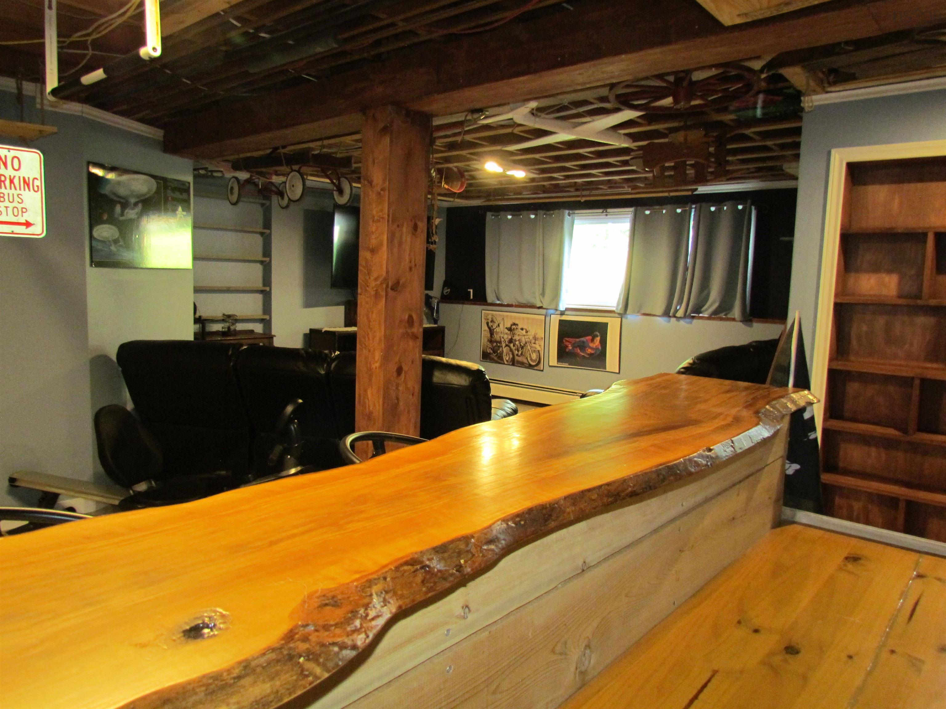 155 Howe Avenue photo #39