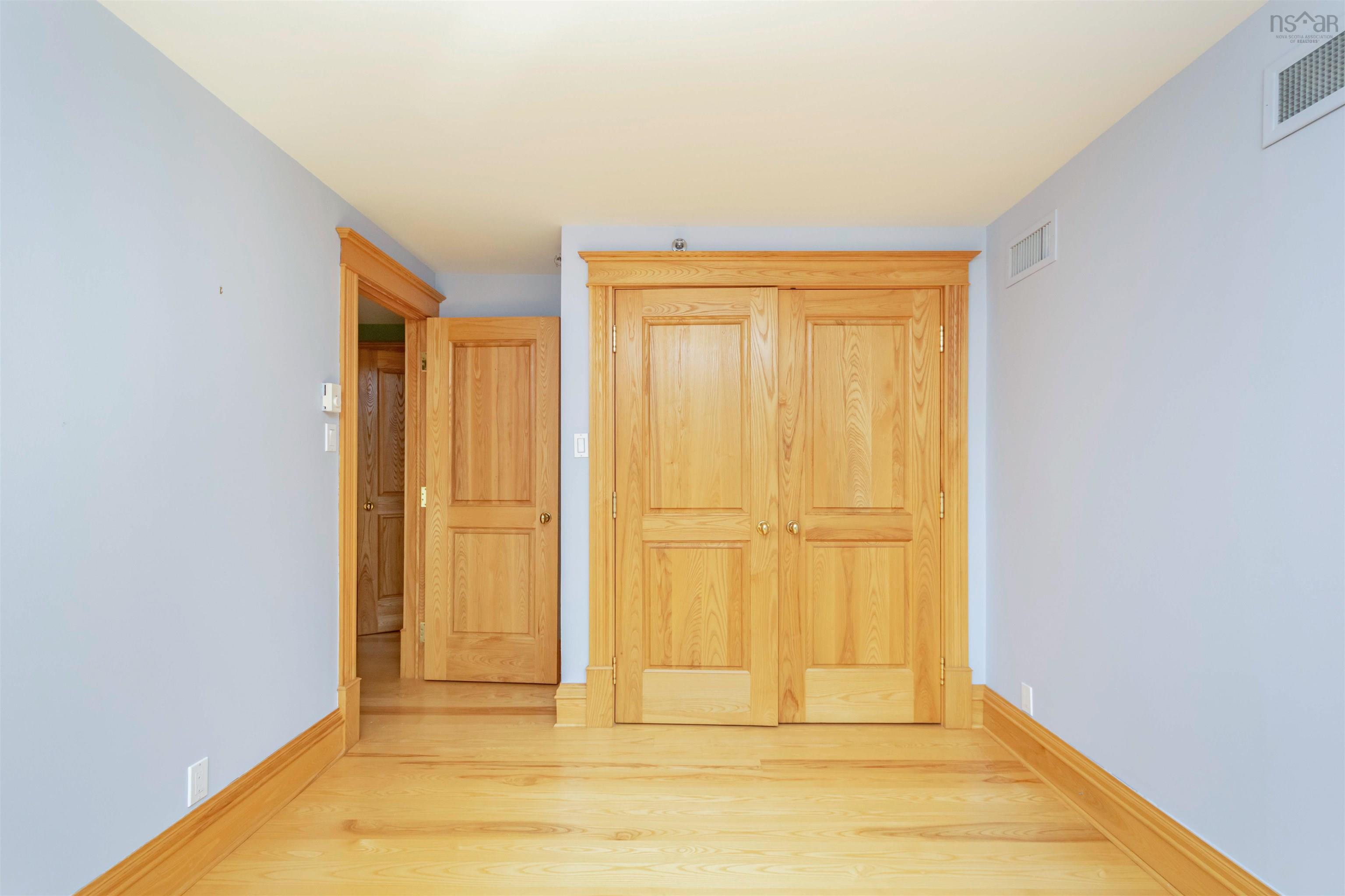 102 1470 Summer Street photo #42