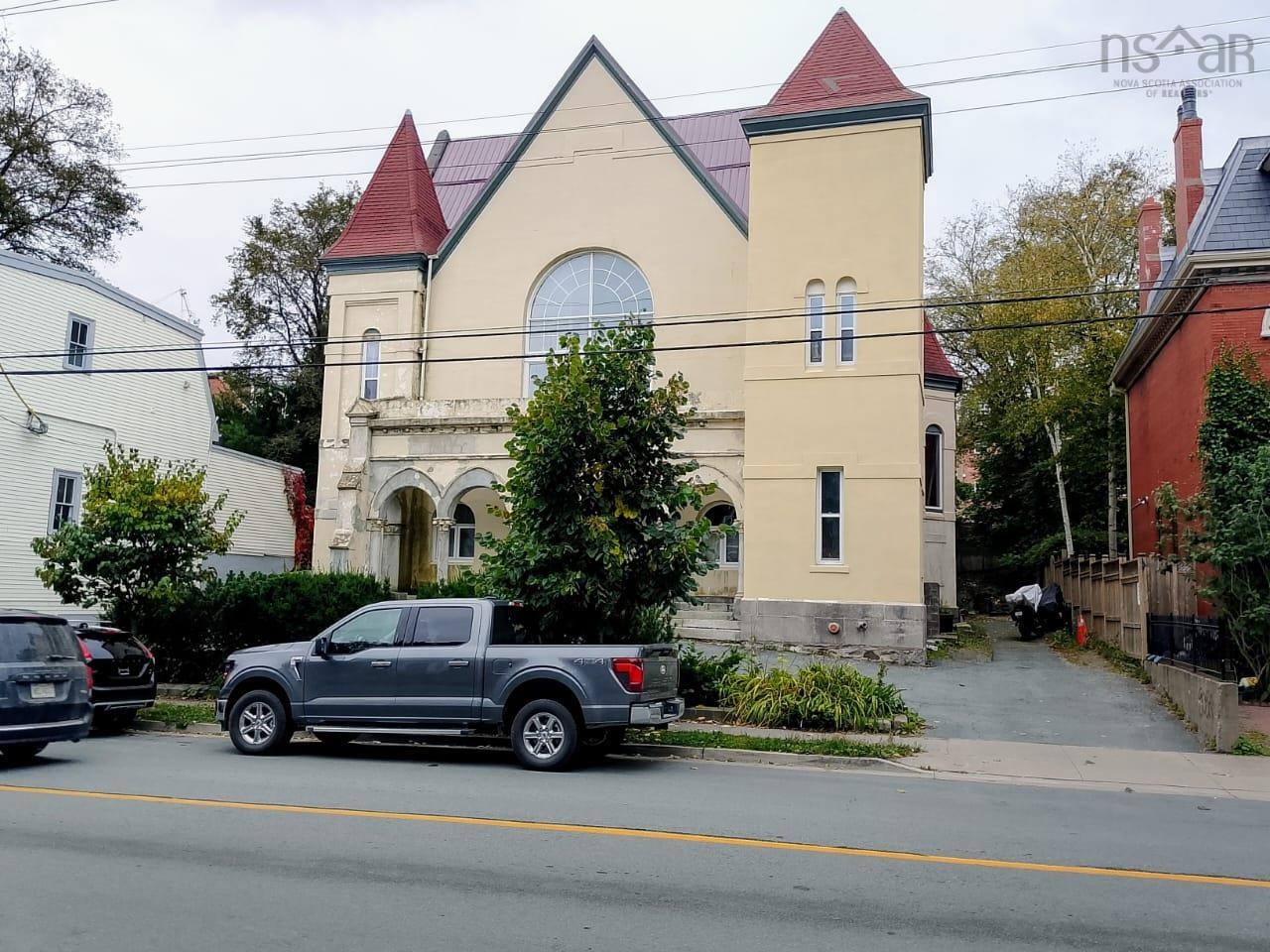 2128 BRUNSWICK ST, HALIFAX, NS