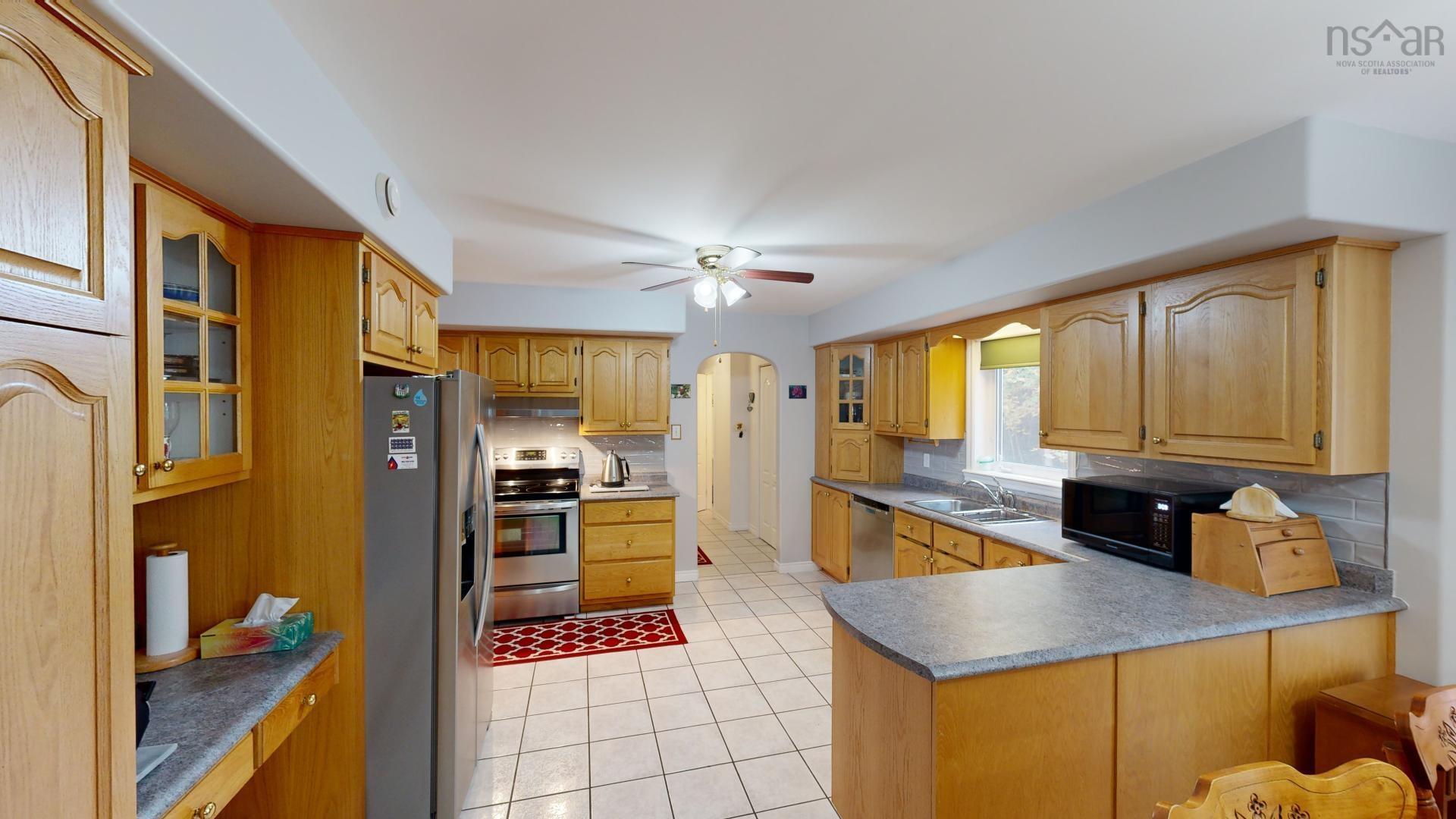 15 Kara Court photo #17