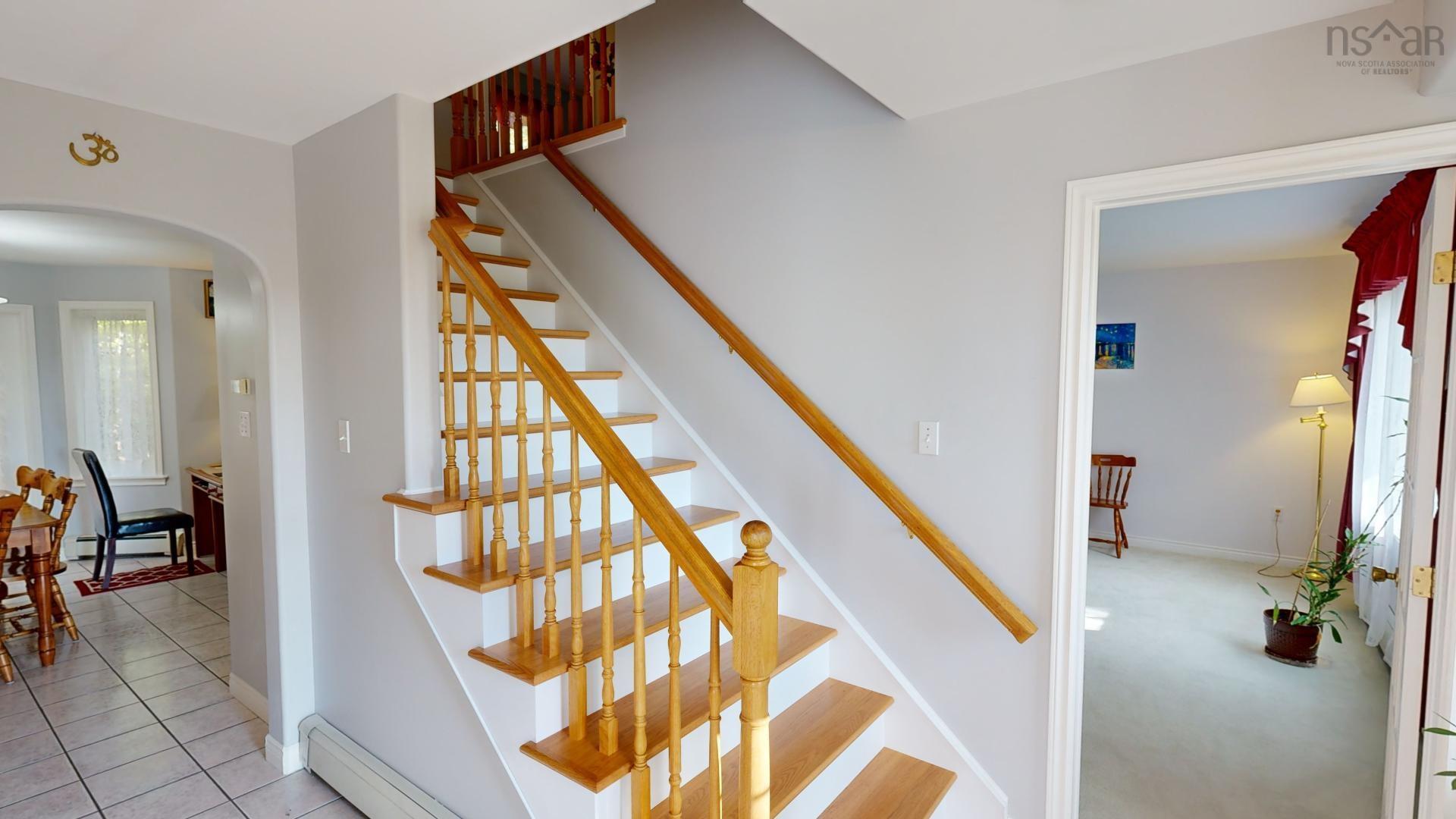 15 Kara Court photo #27