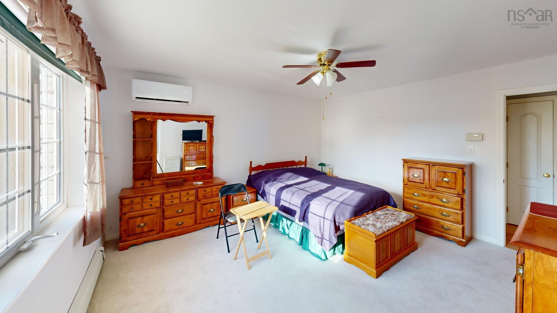 15 Kara Court photo #37