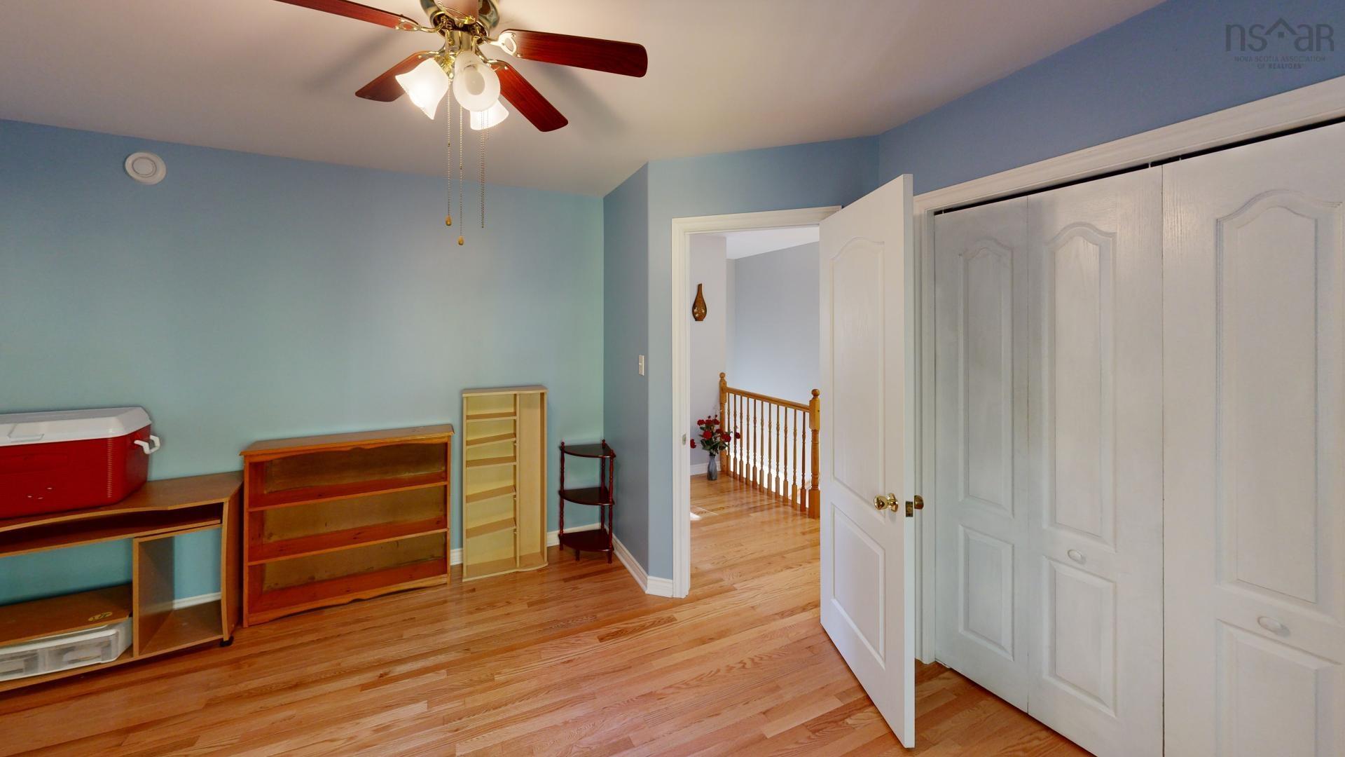 15 Kara Court photo #41