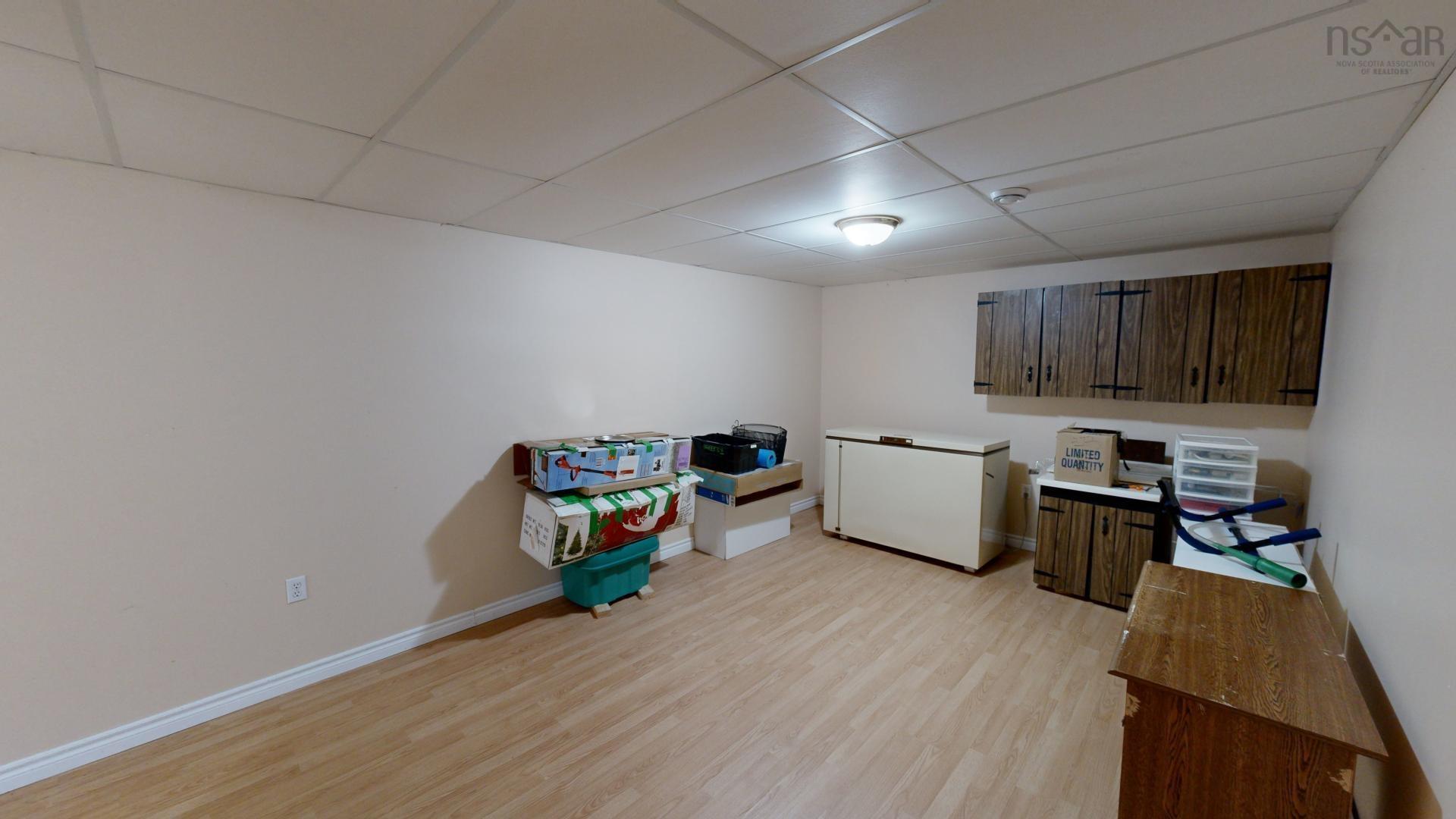 15 Kara Court photo #42