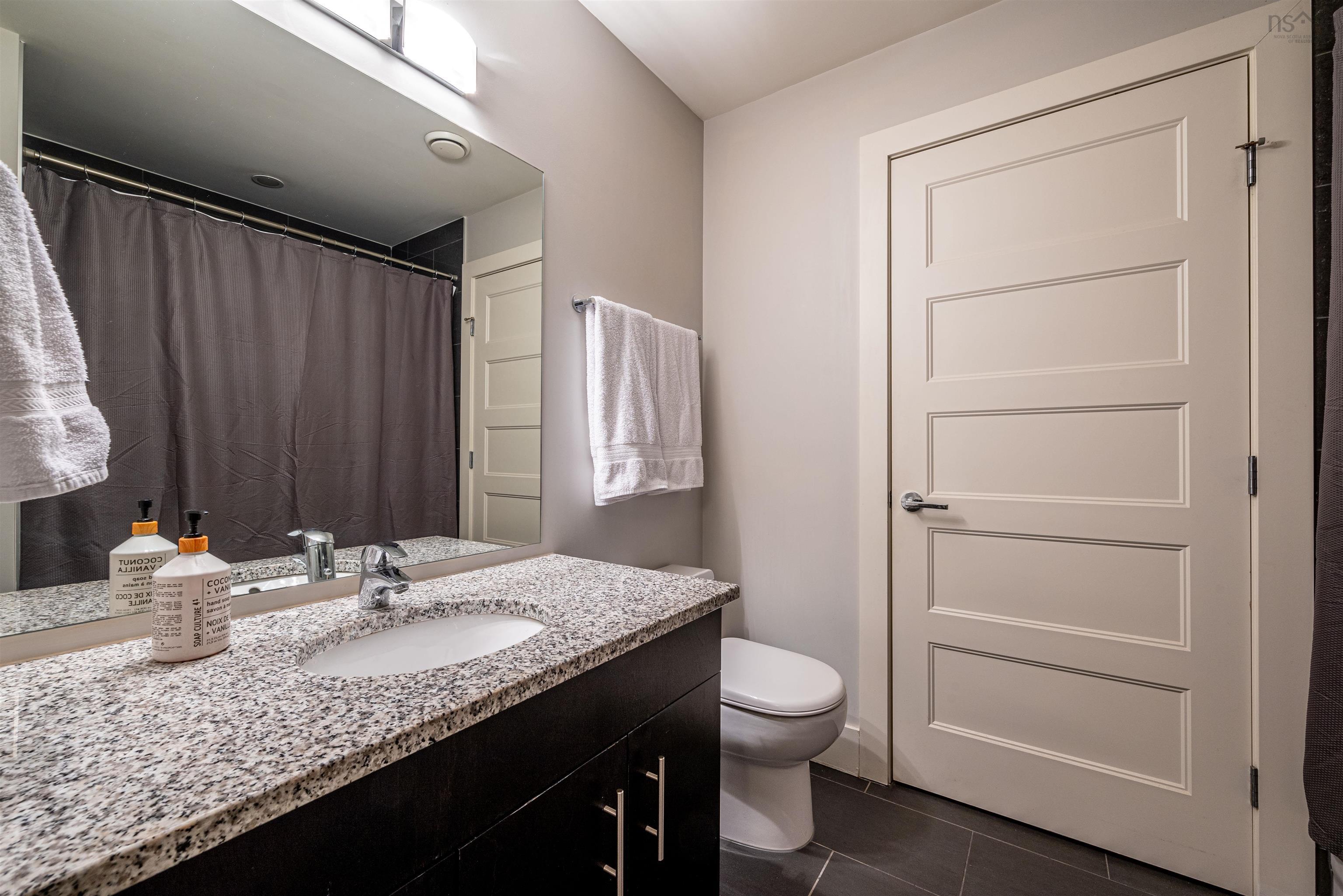 403 15 Kings Wharf Place photo #19