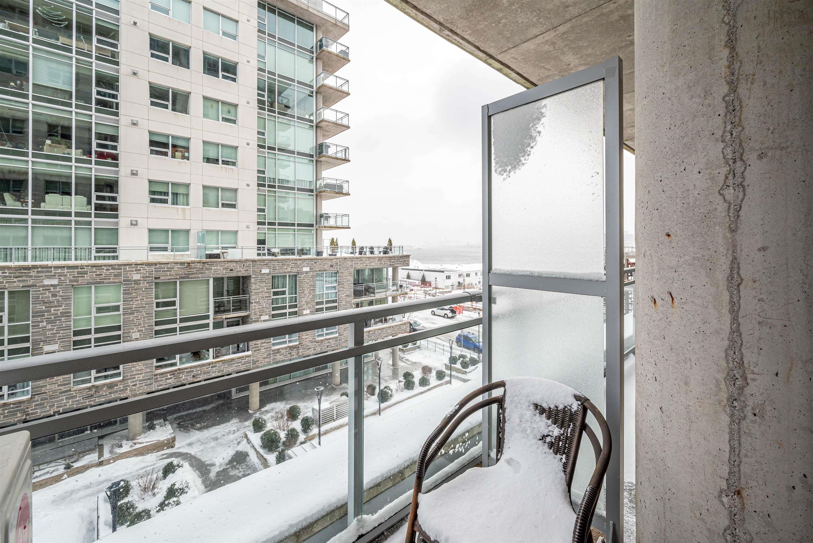 403 15 Kings Wharf Place photo #32