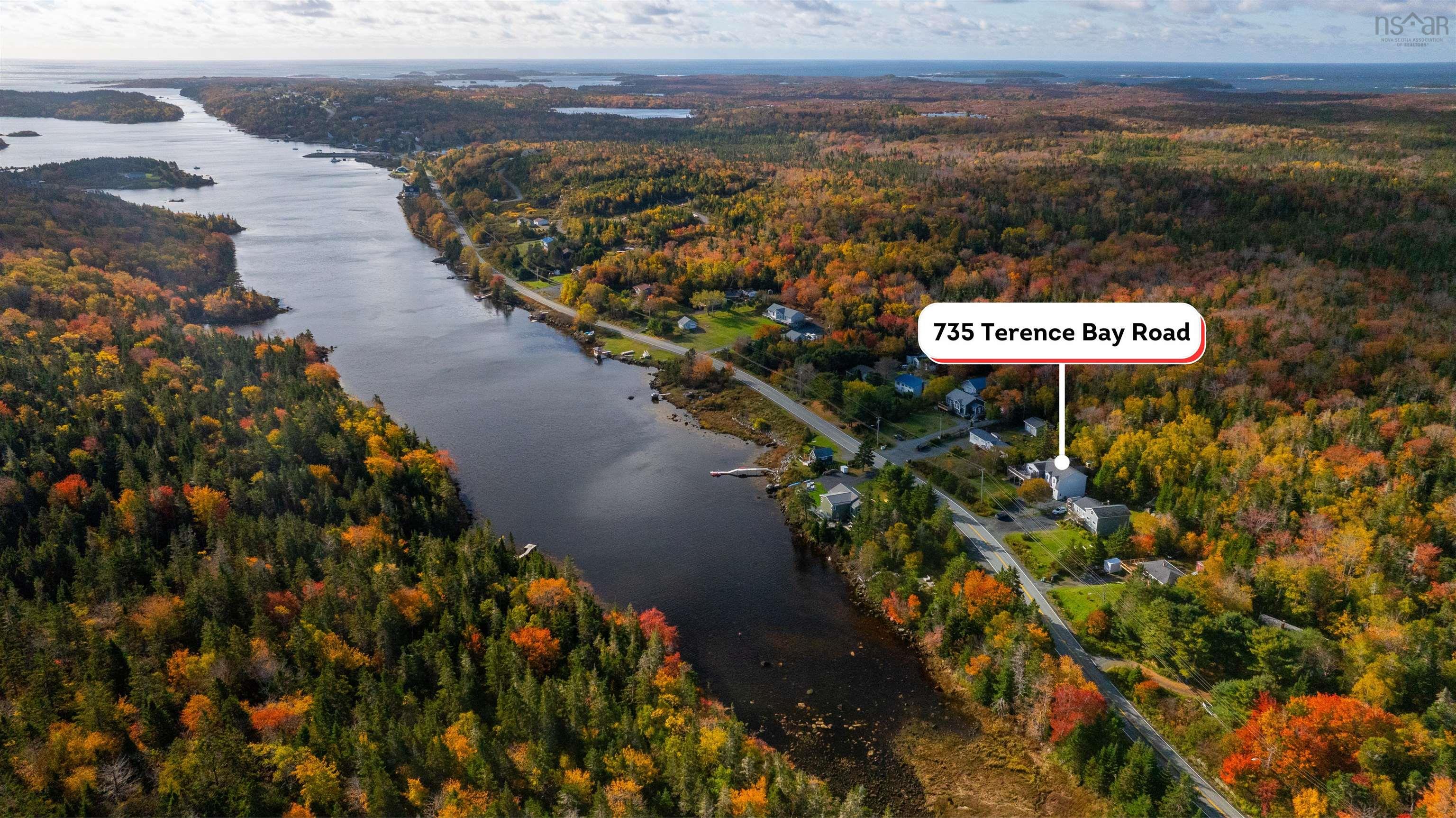 735 Terence Bay Road photo #2