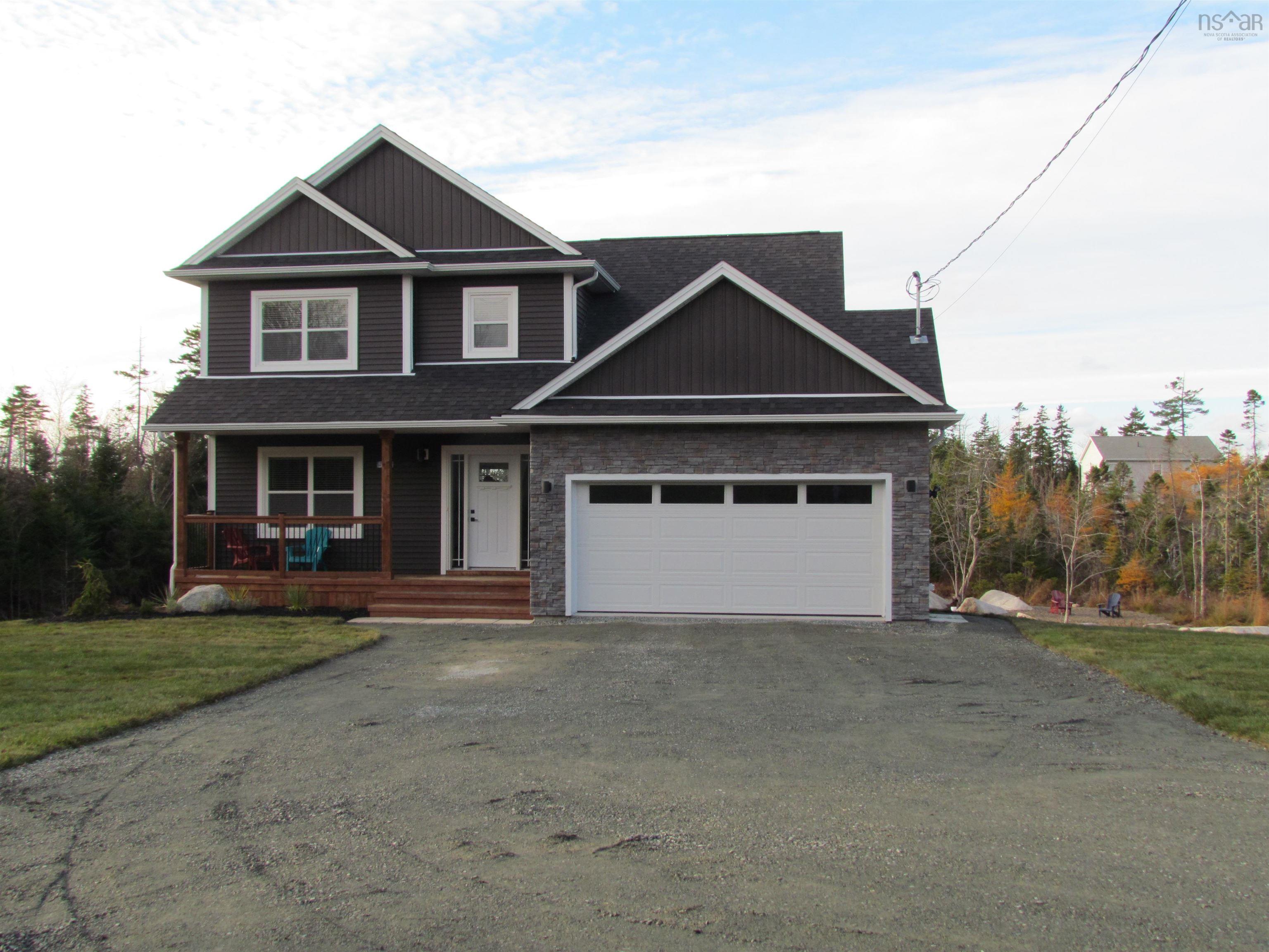 523 WESTWOOD BLVD, UPPER TANTALLON, NS