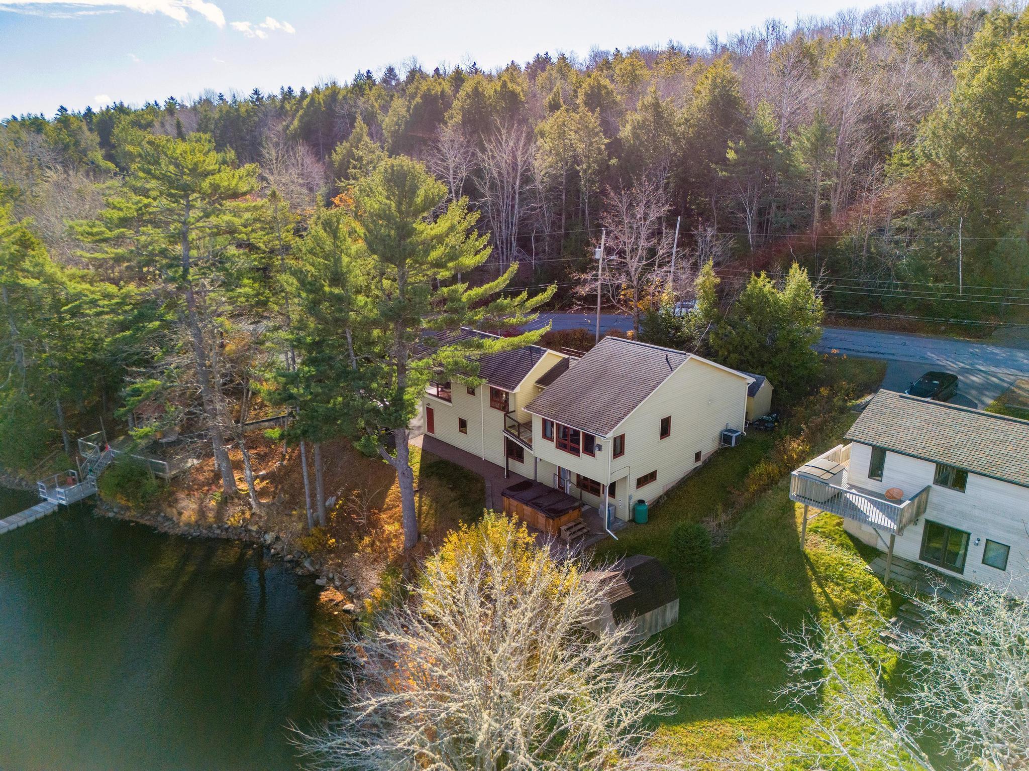 112 TUCKER LAKE RD, BEAVER BANK, NS