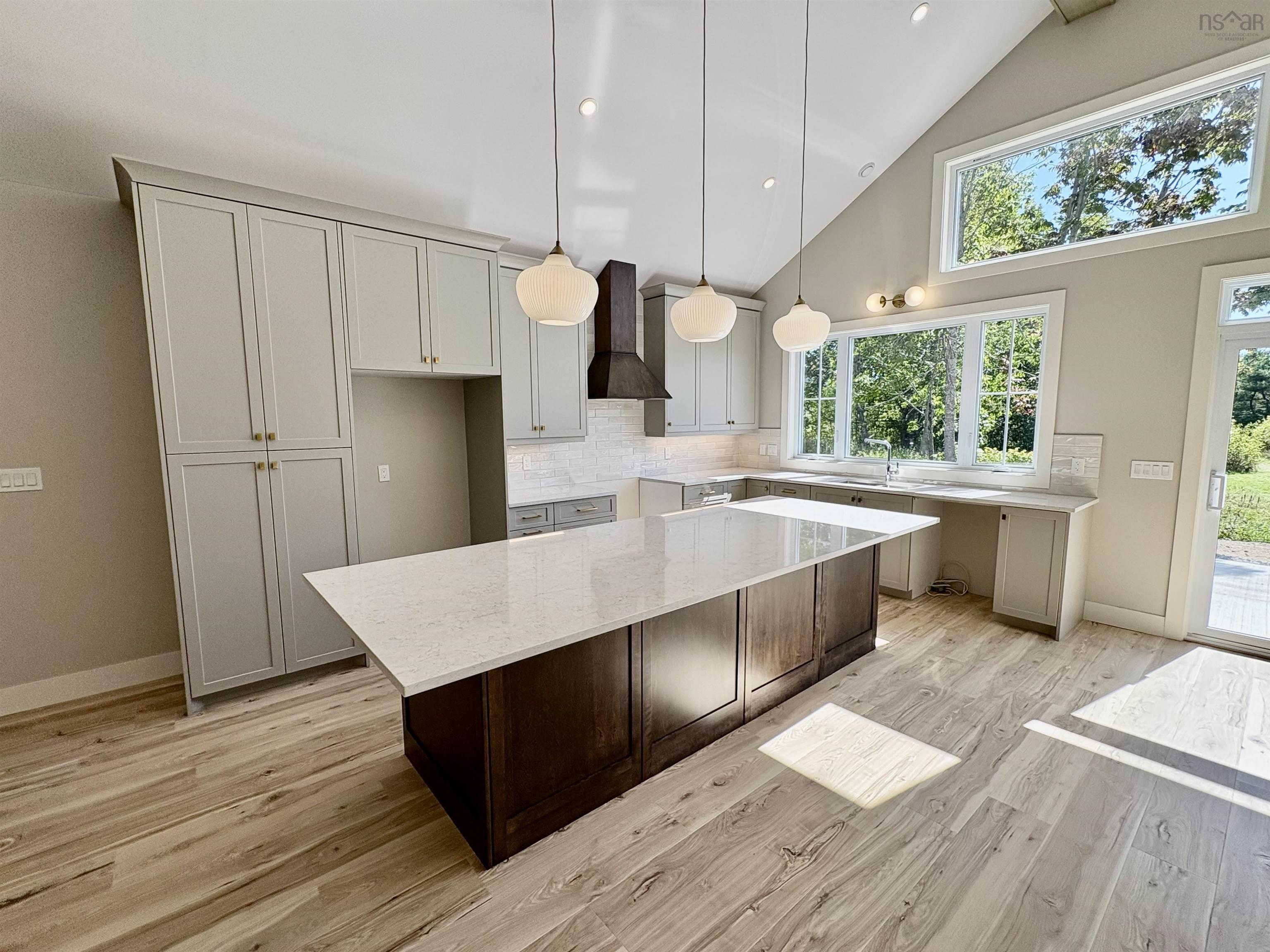 40 Shirewood Lane photo #16