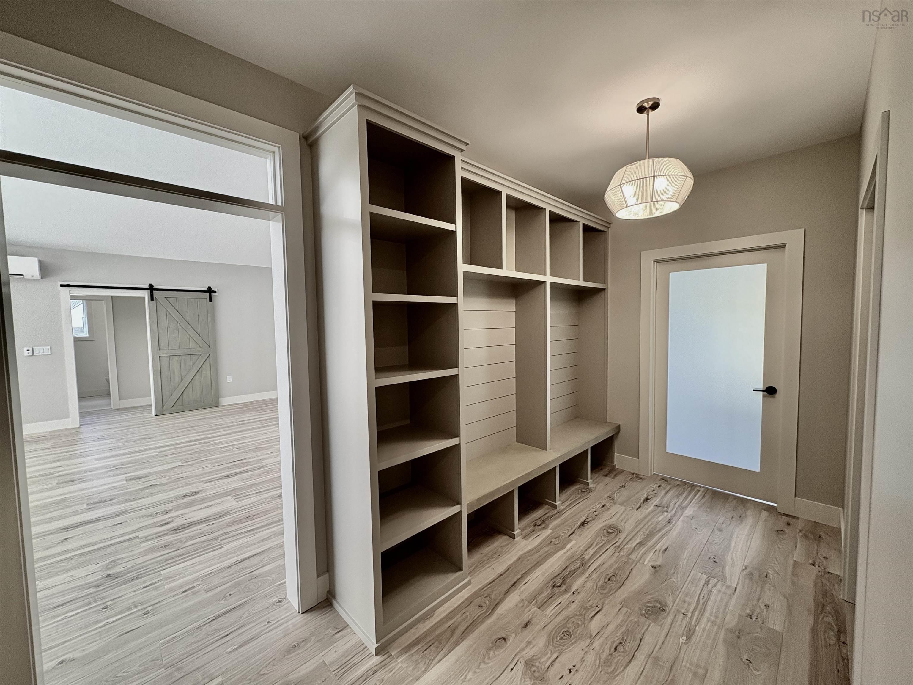 40 Shirewood Lane photo #22