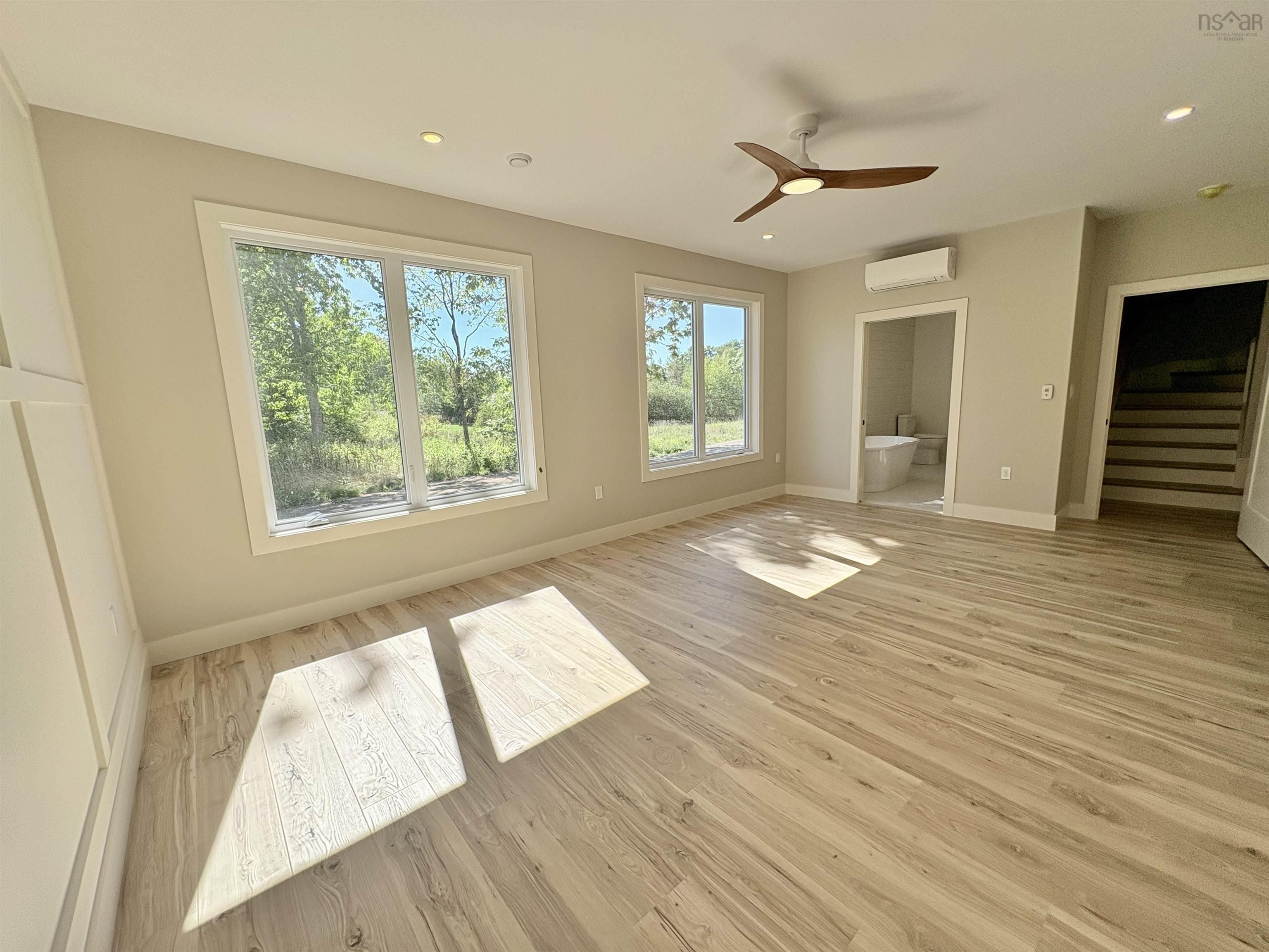 40 Shirewood Lane photo #33