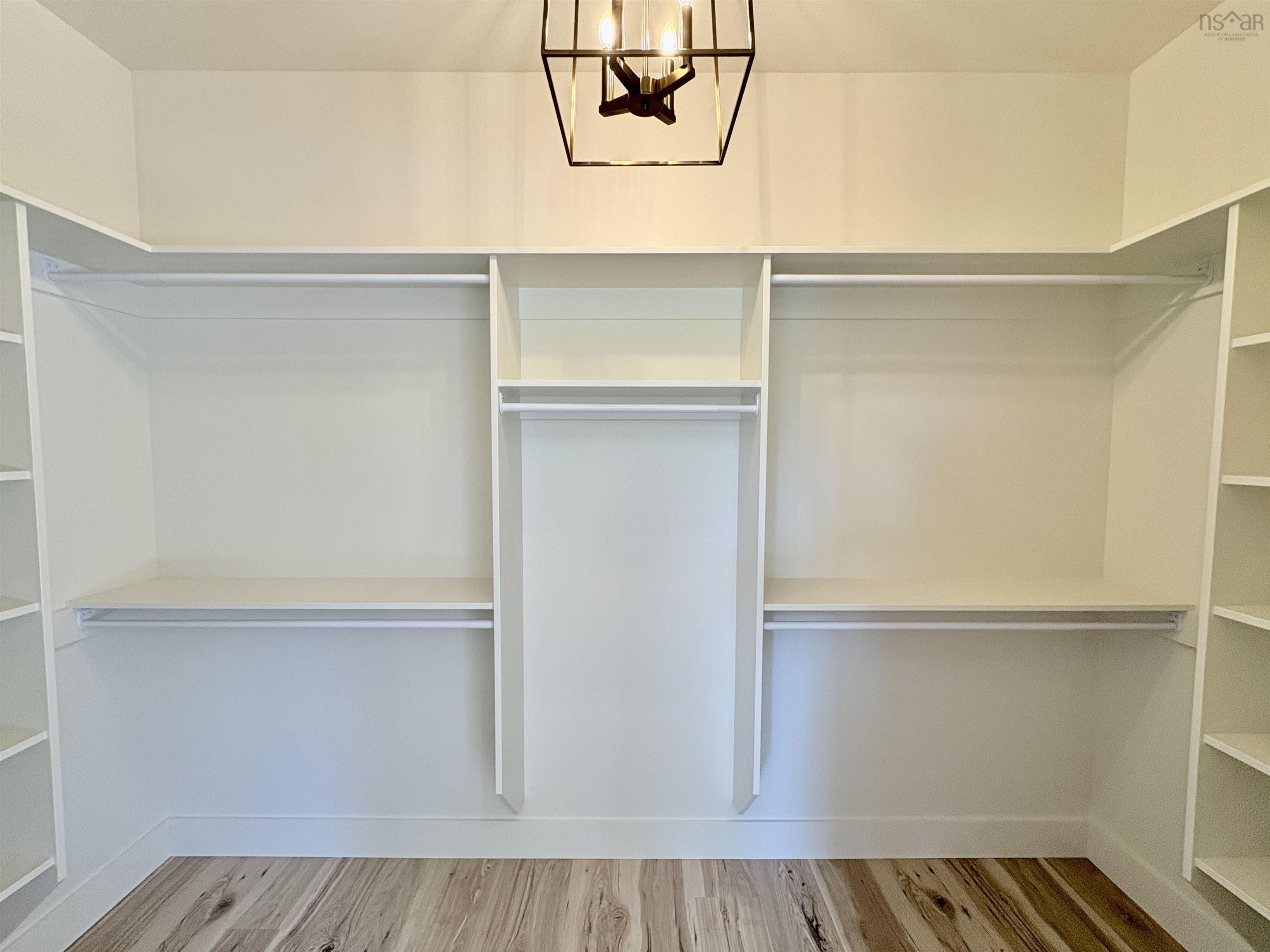 40 Shirewood Lane photo #34