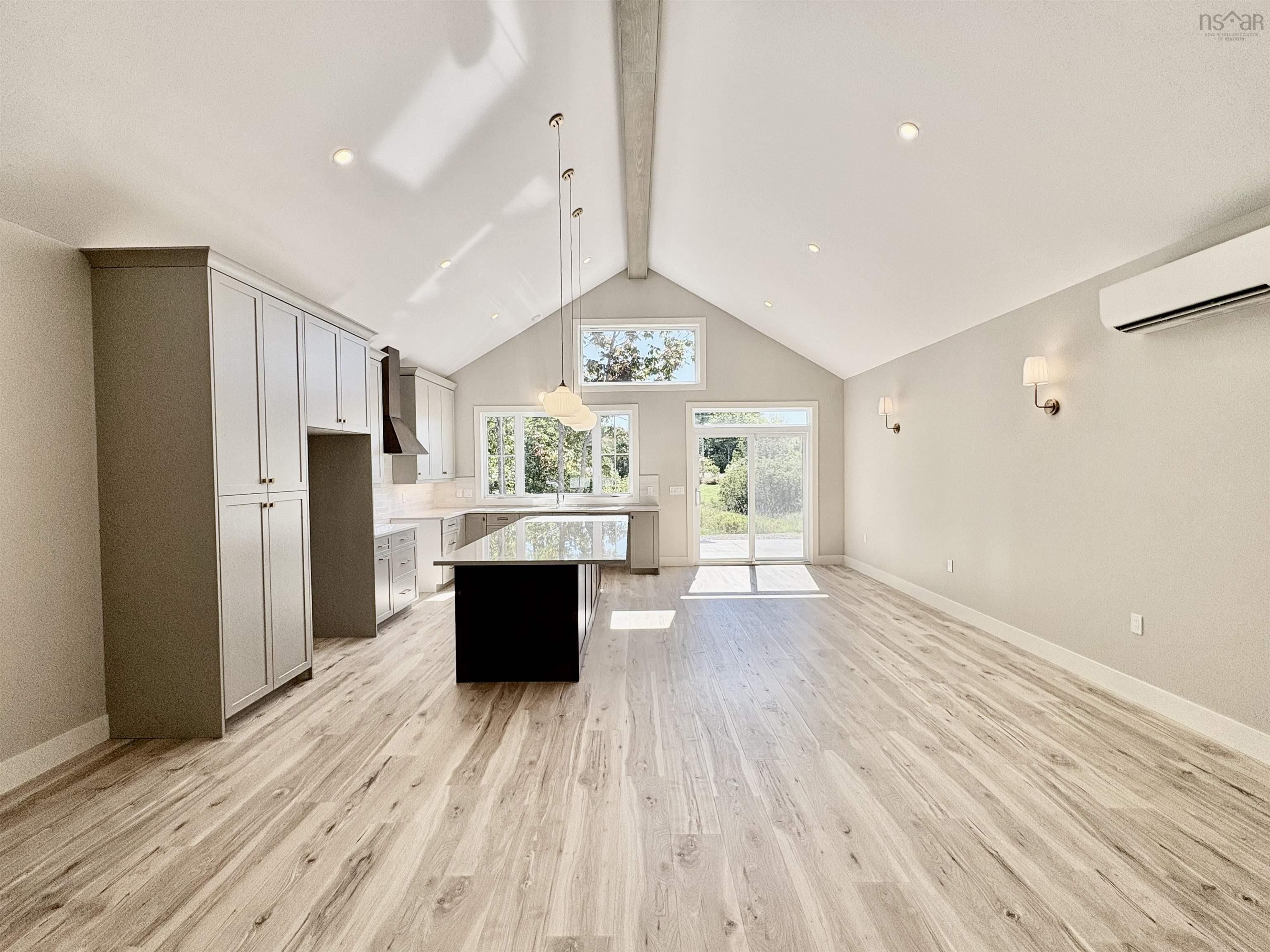 40 Shirewood Lane photo #5