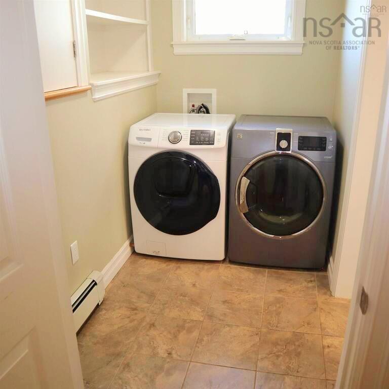 3500 Rowe Avenue photo #17