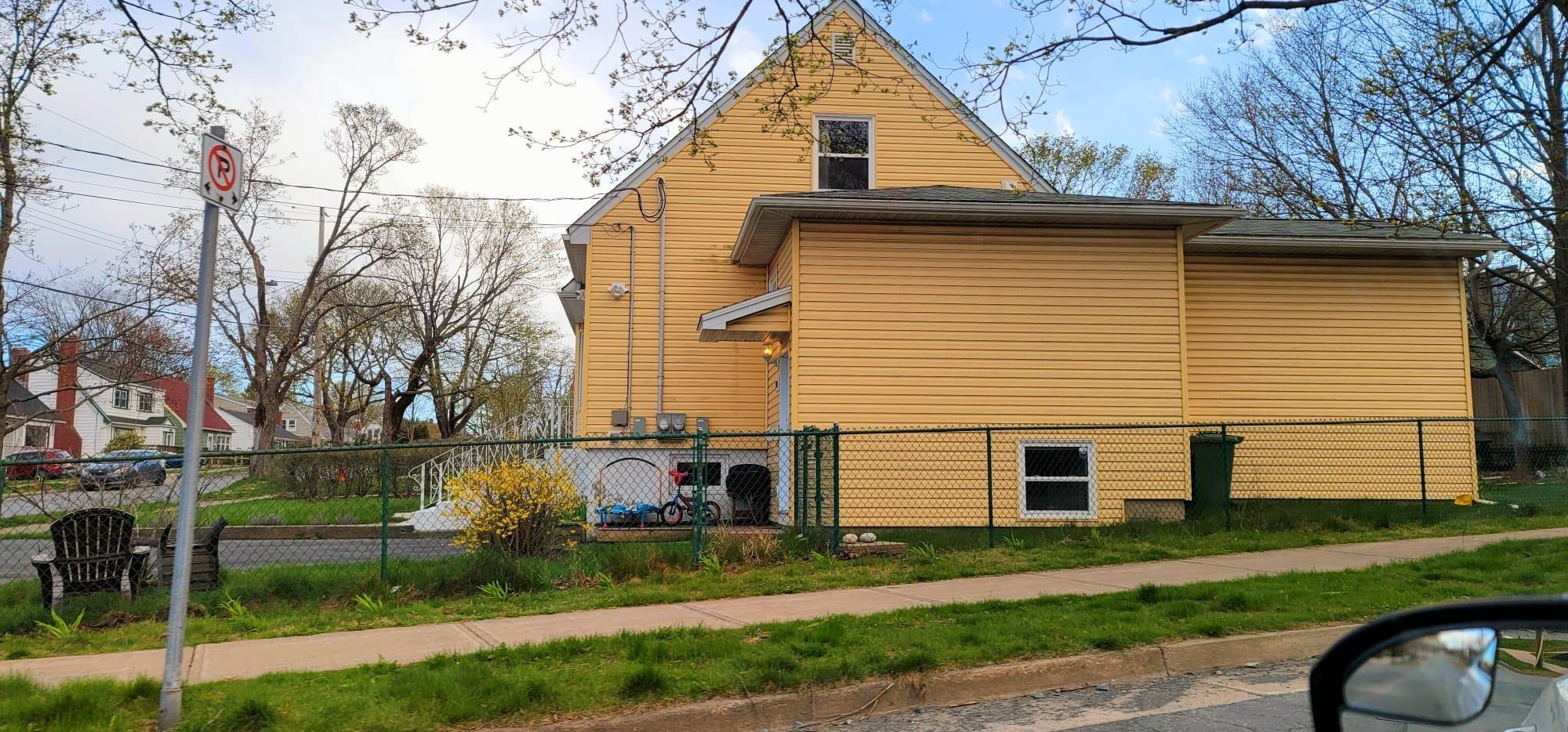 3500 Rowe Avenue photo #5