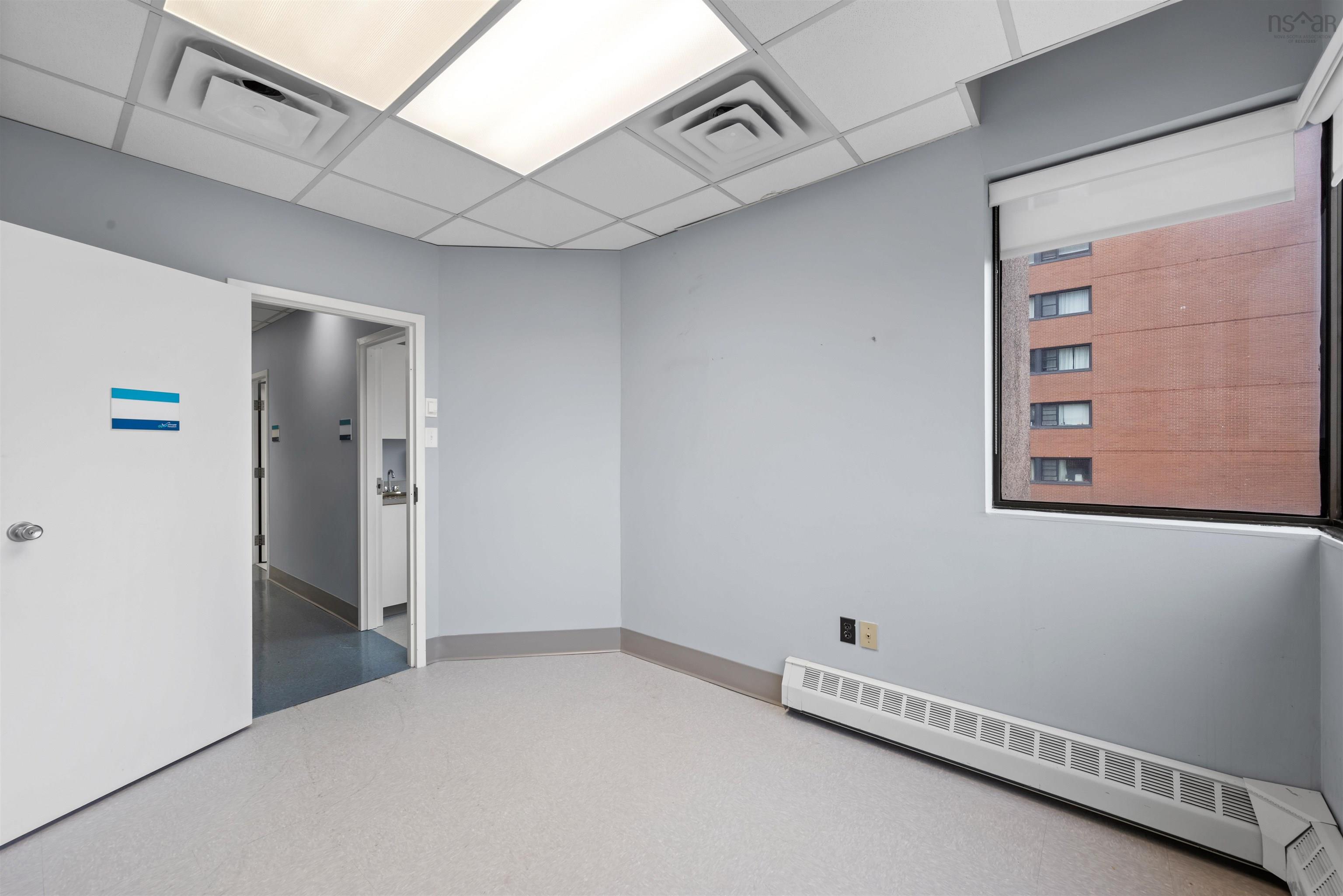 705 5991 Spring Garden Road photo #13