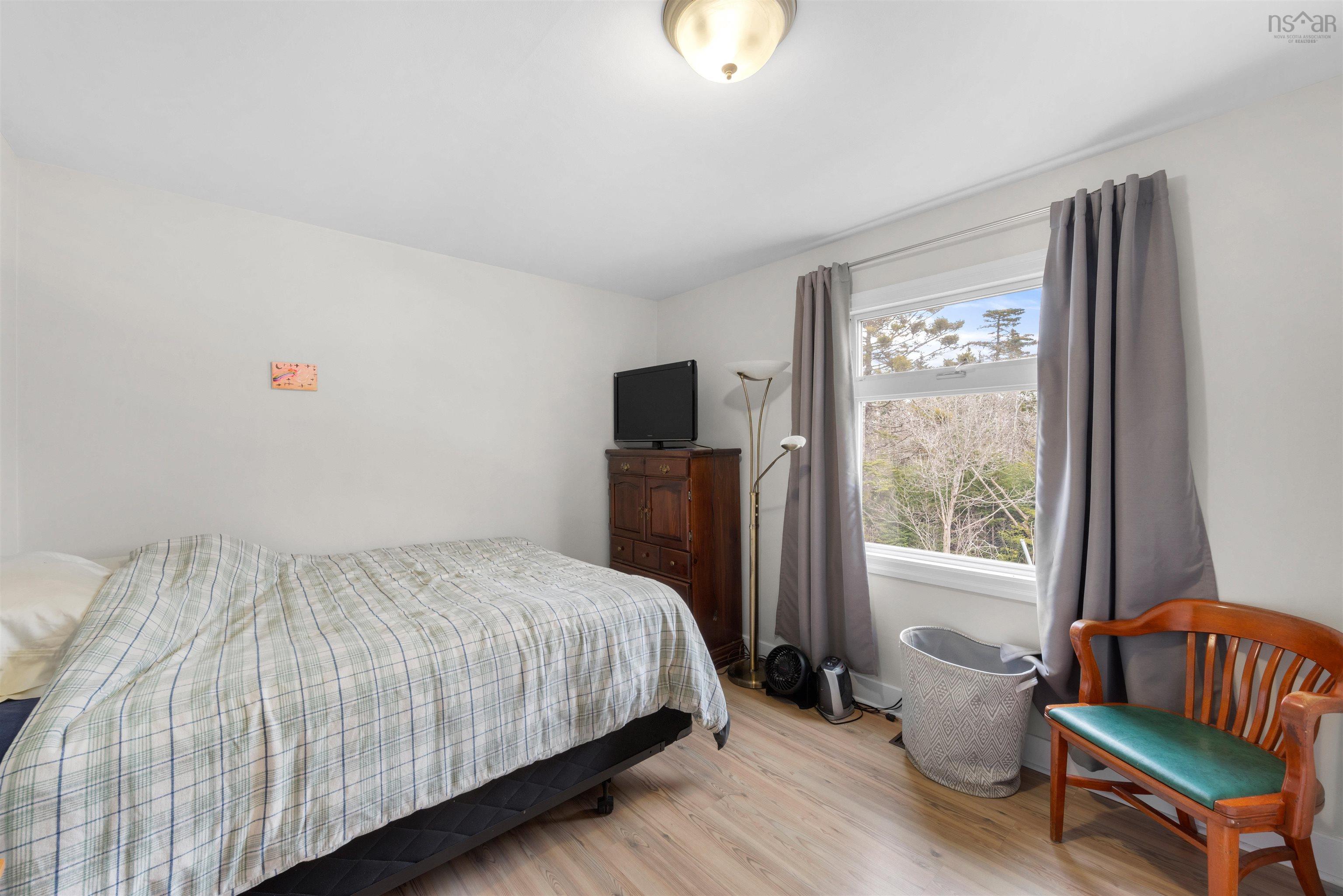 1568 Prospect Road photo #17