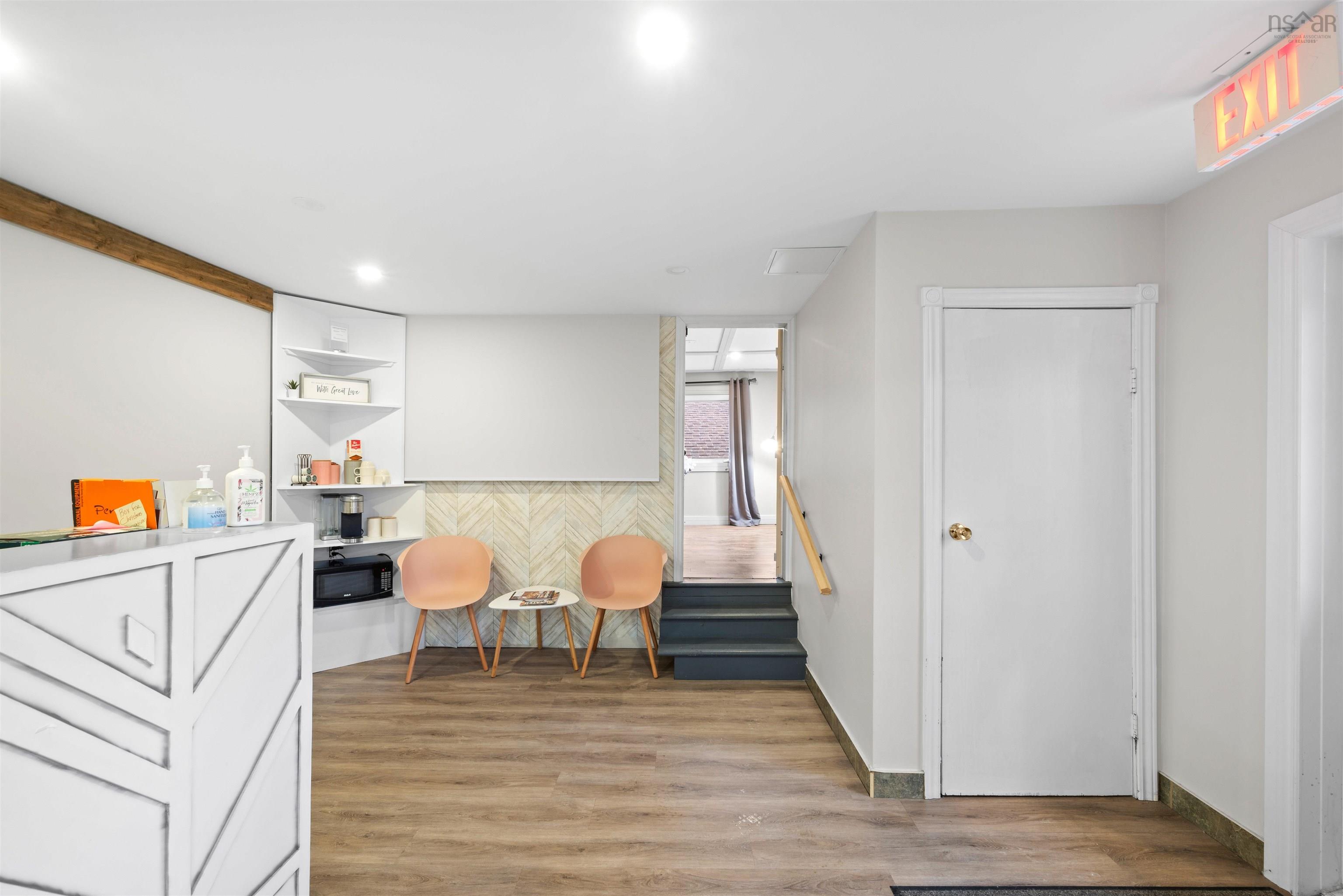 1568 Prospect Road photo #21