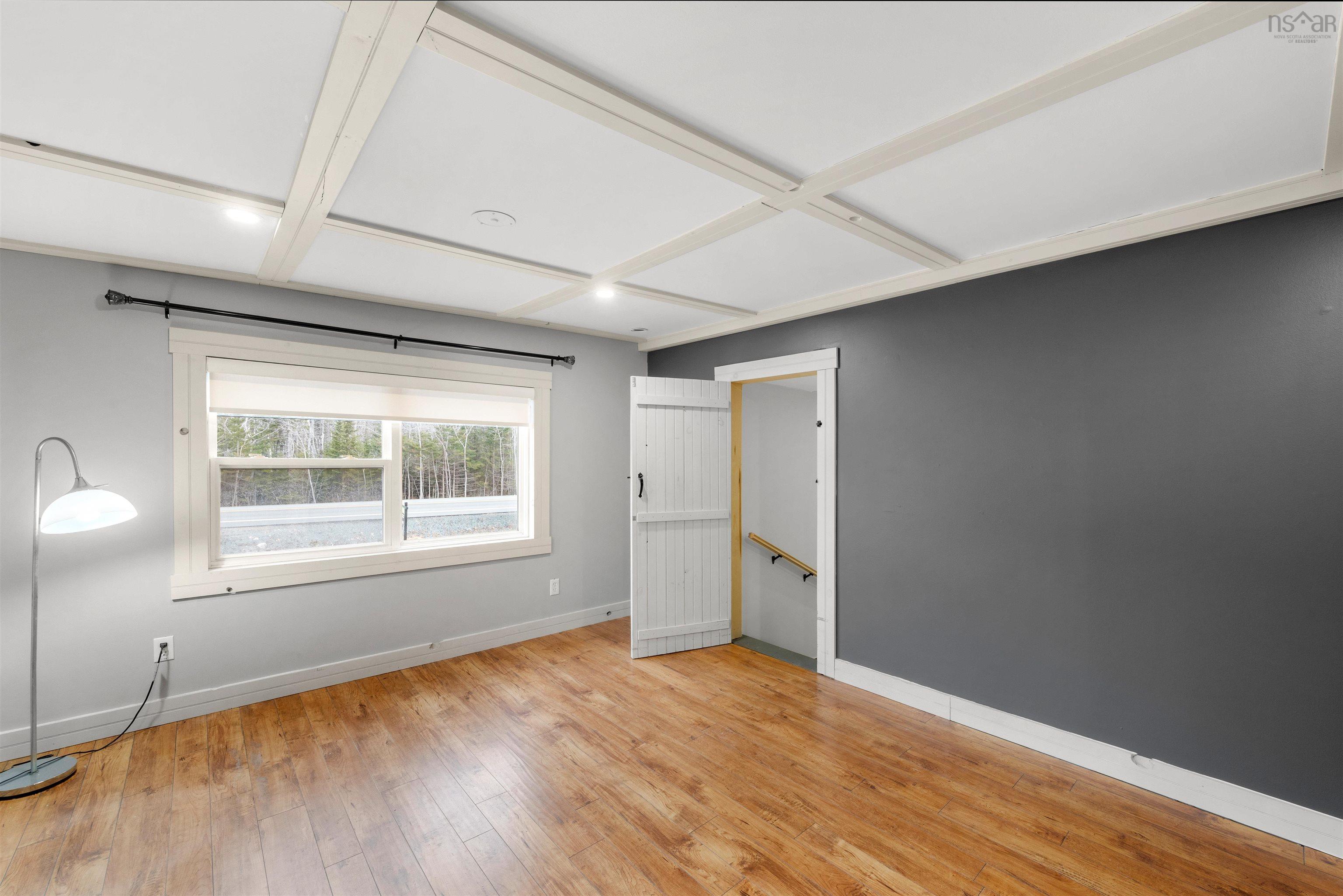 1568 Prospect Road photo #24