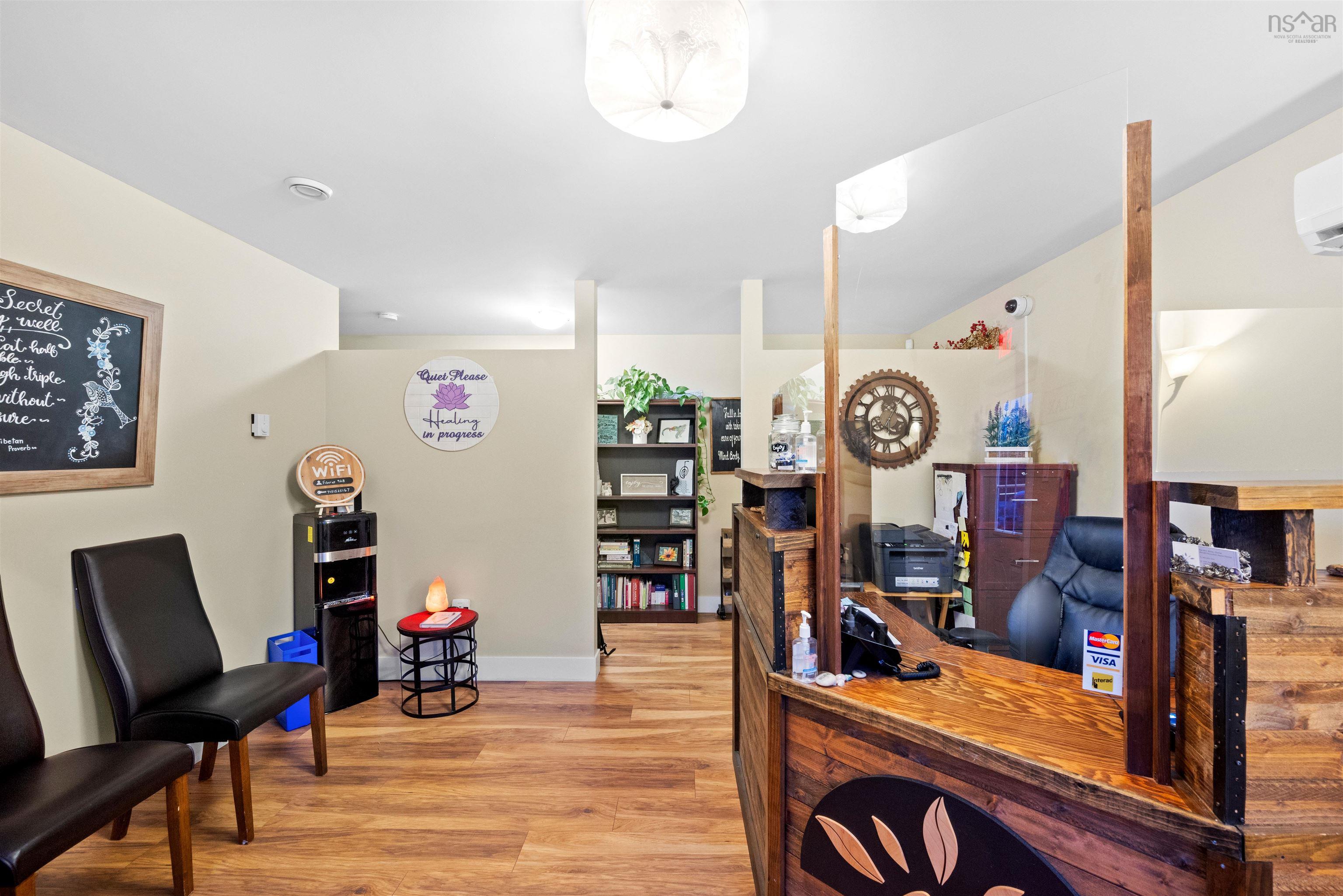 1568 Prospect Road photo #32