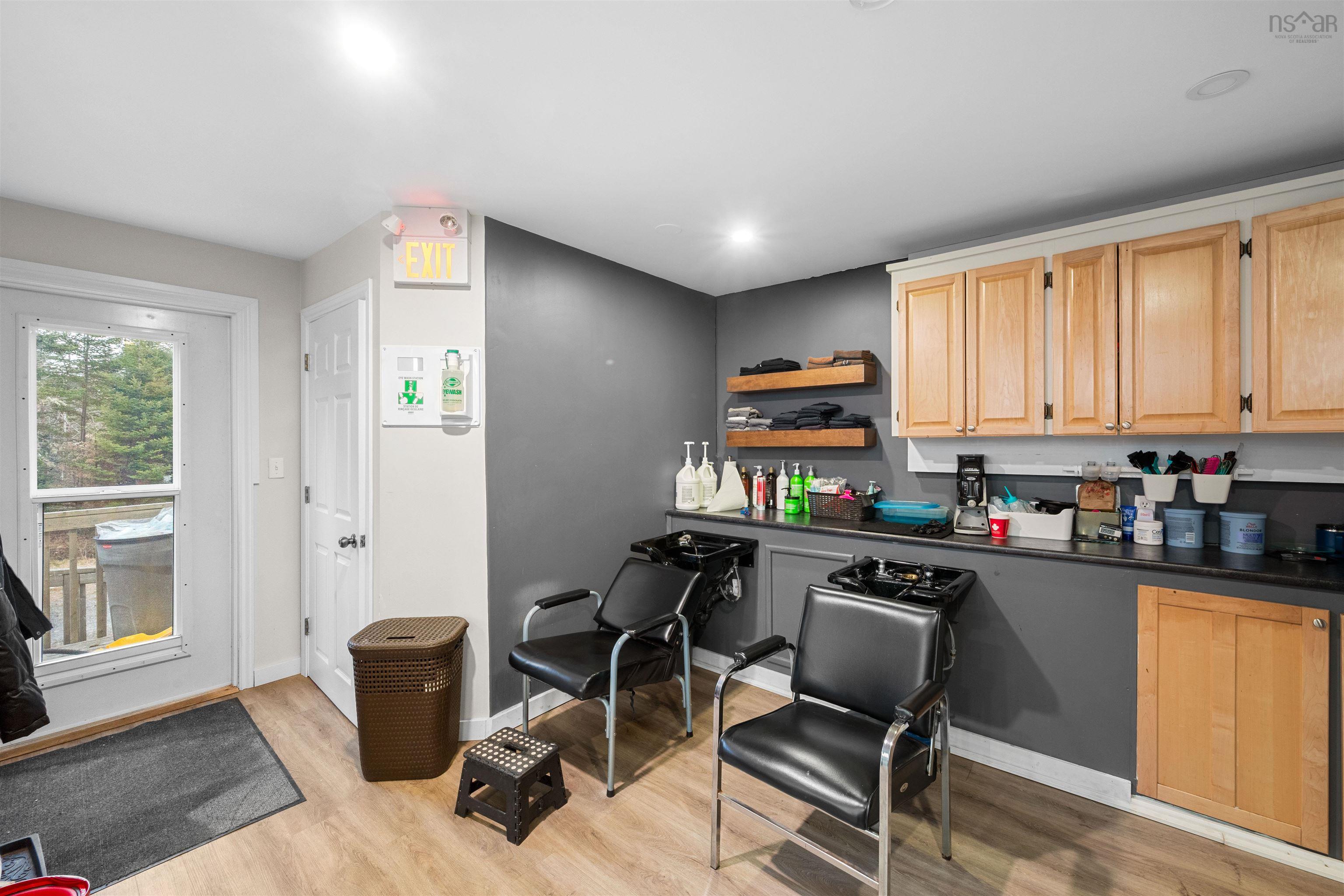1568 Prospect Road photo #35