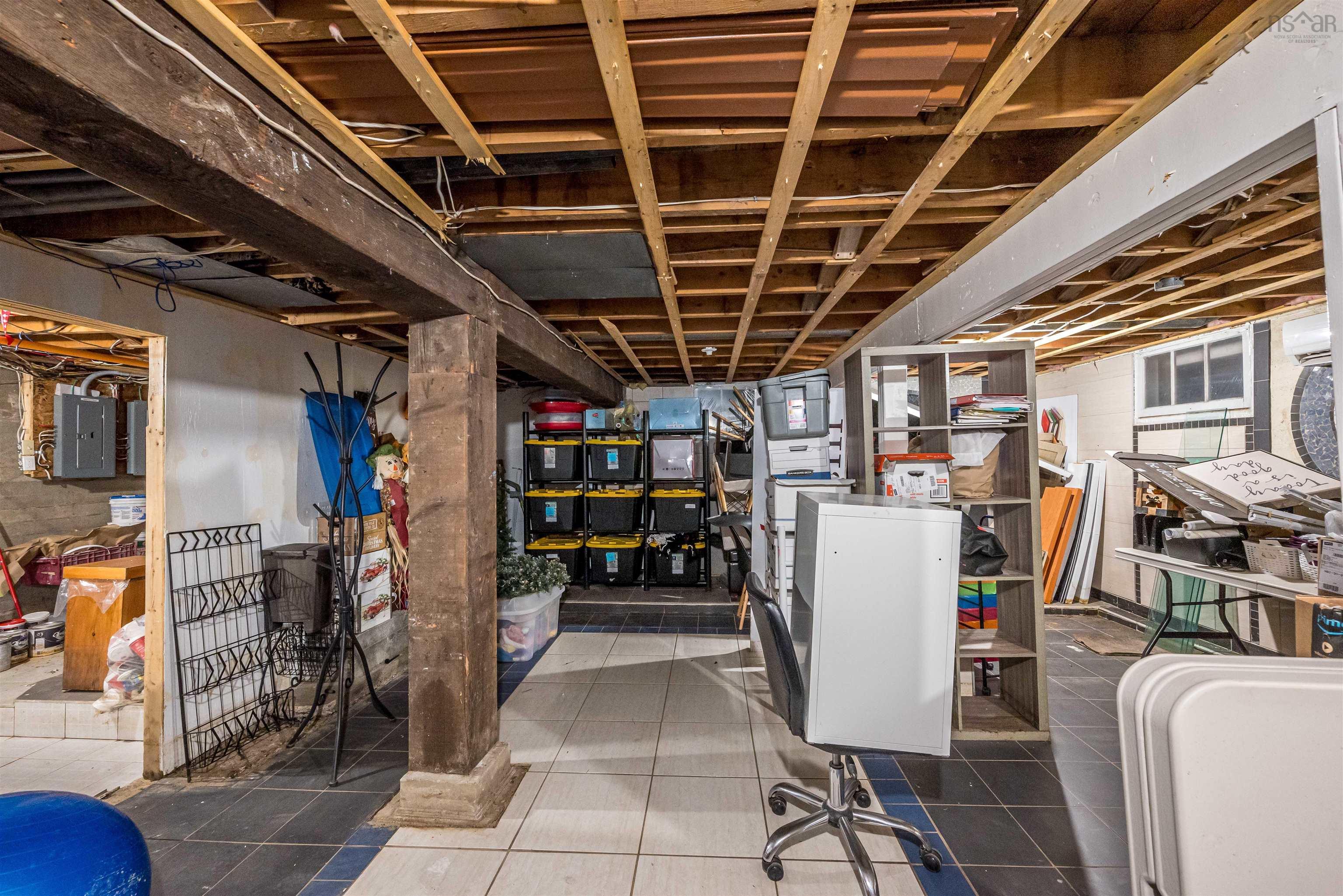 1568 Prospect Road photo #49