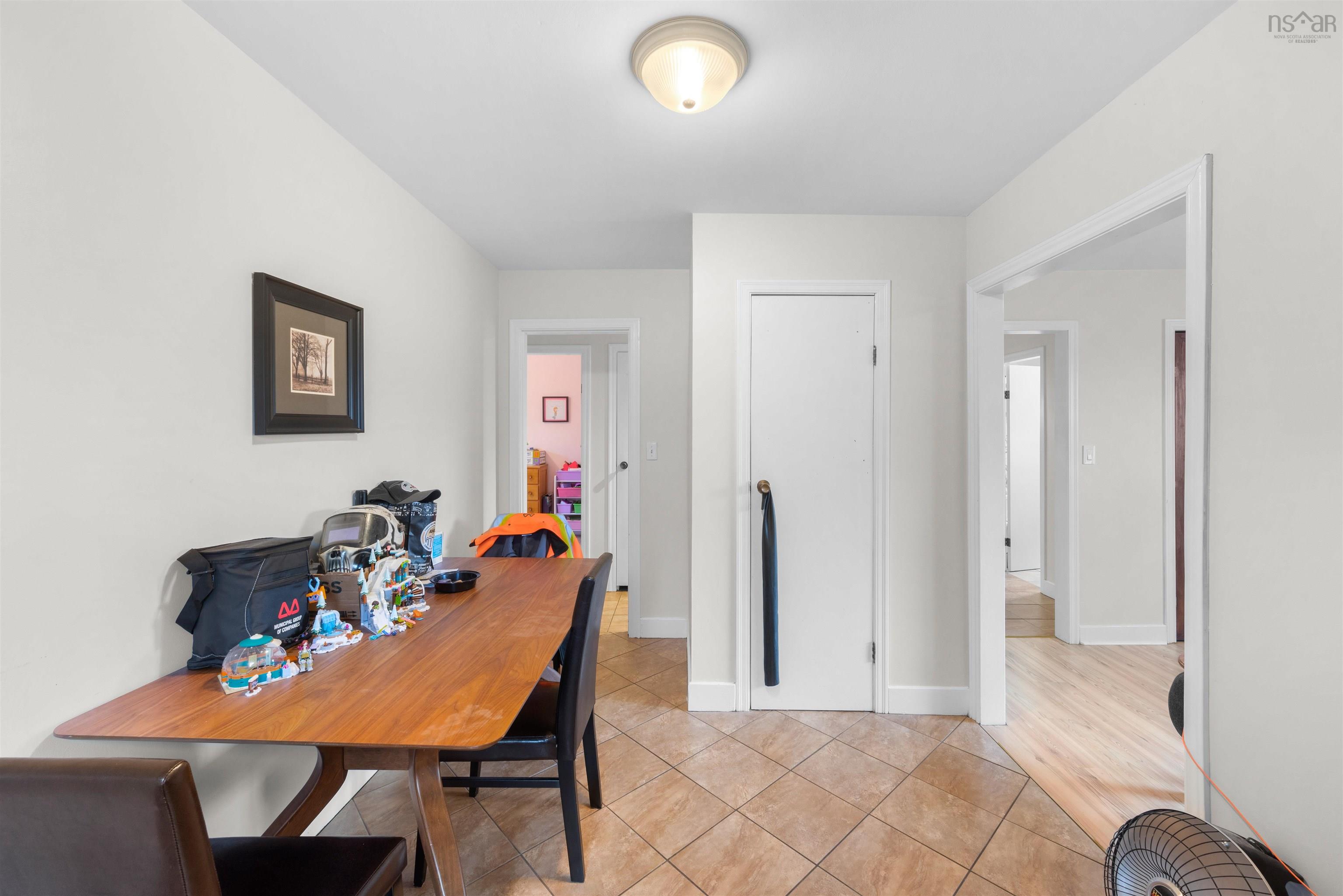1568 Prospect Road photo #10