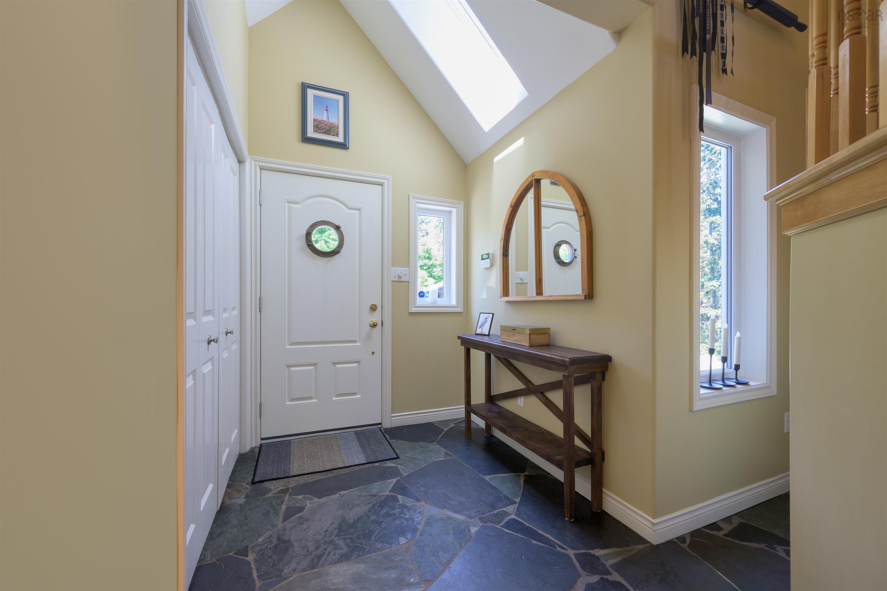 55 Lintlops Road photo #6