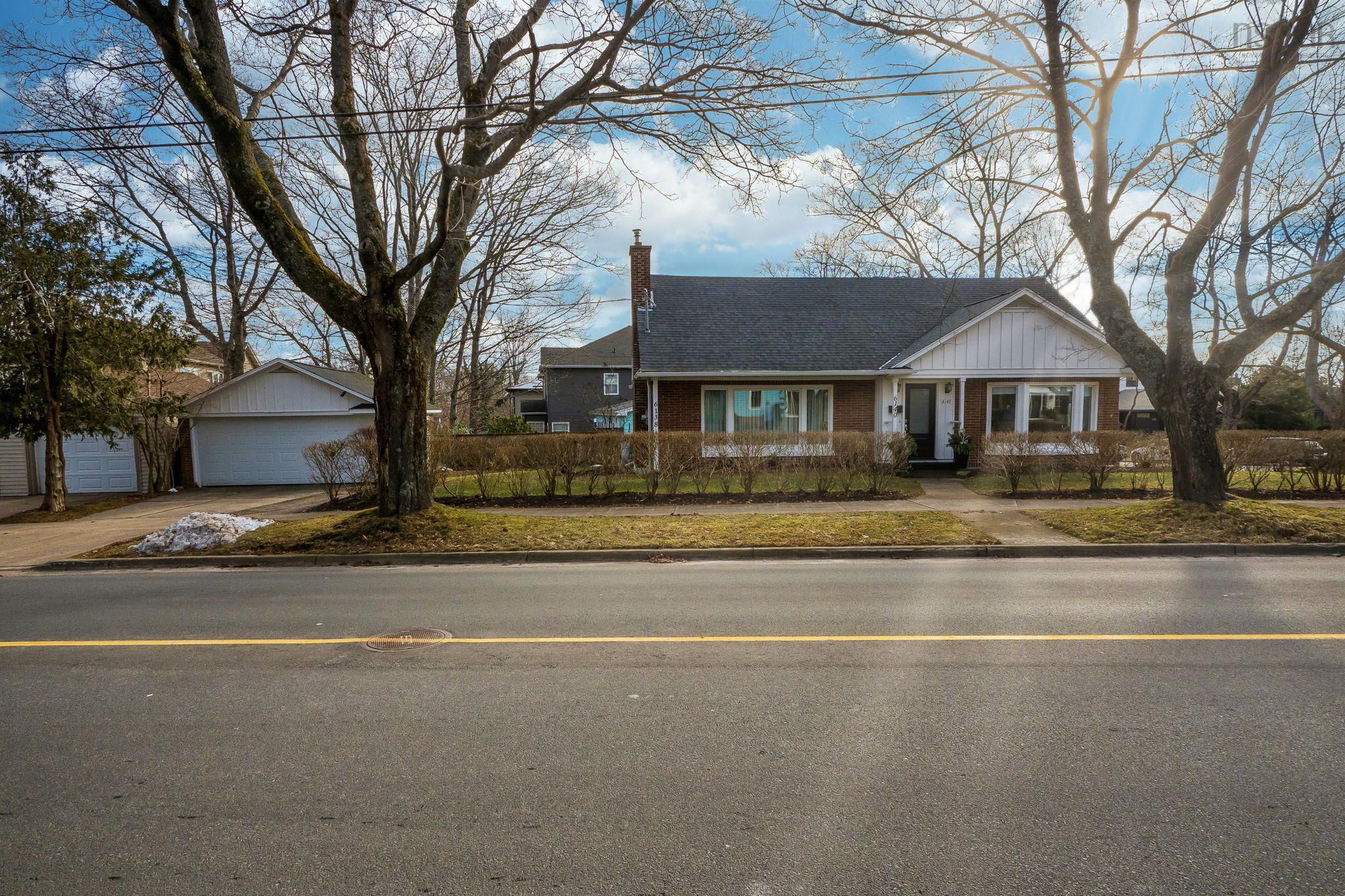 6140 INGLIS ST, HALIFAX, NS